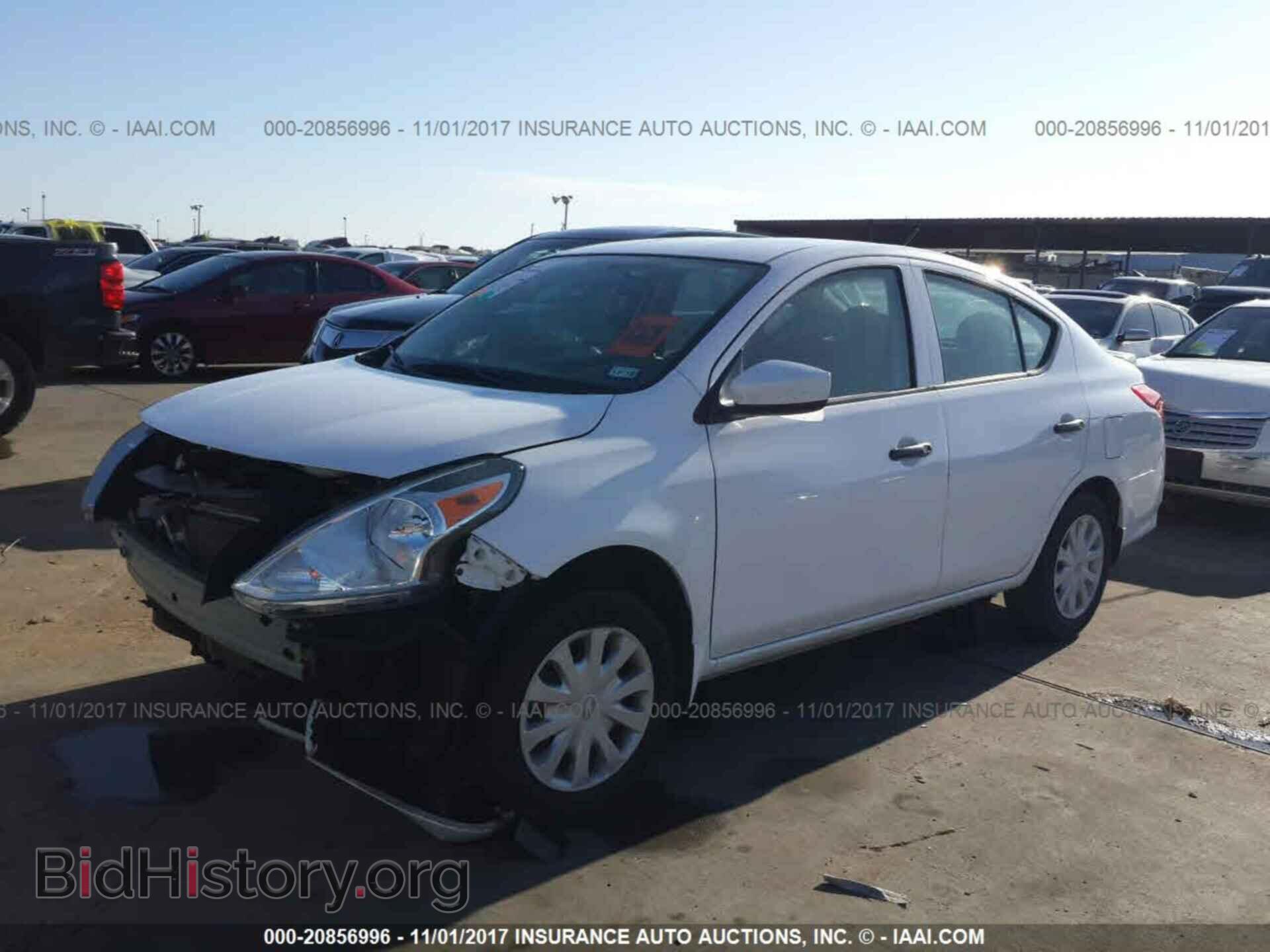 2017 Nissan Versa - VIN: 3N1CN7AP0HL809132 - Фото 2