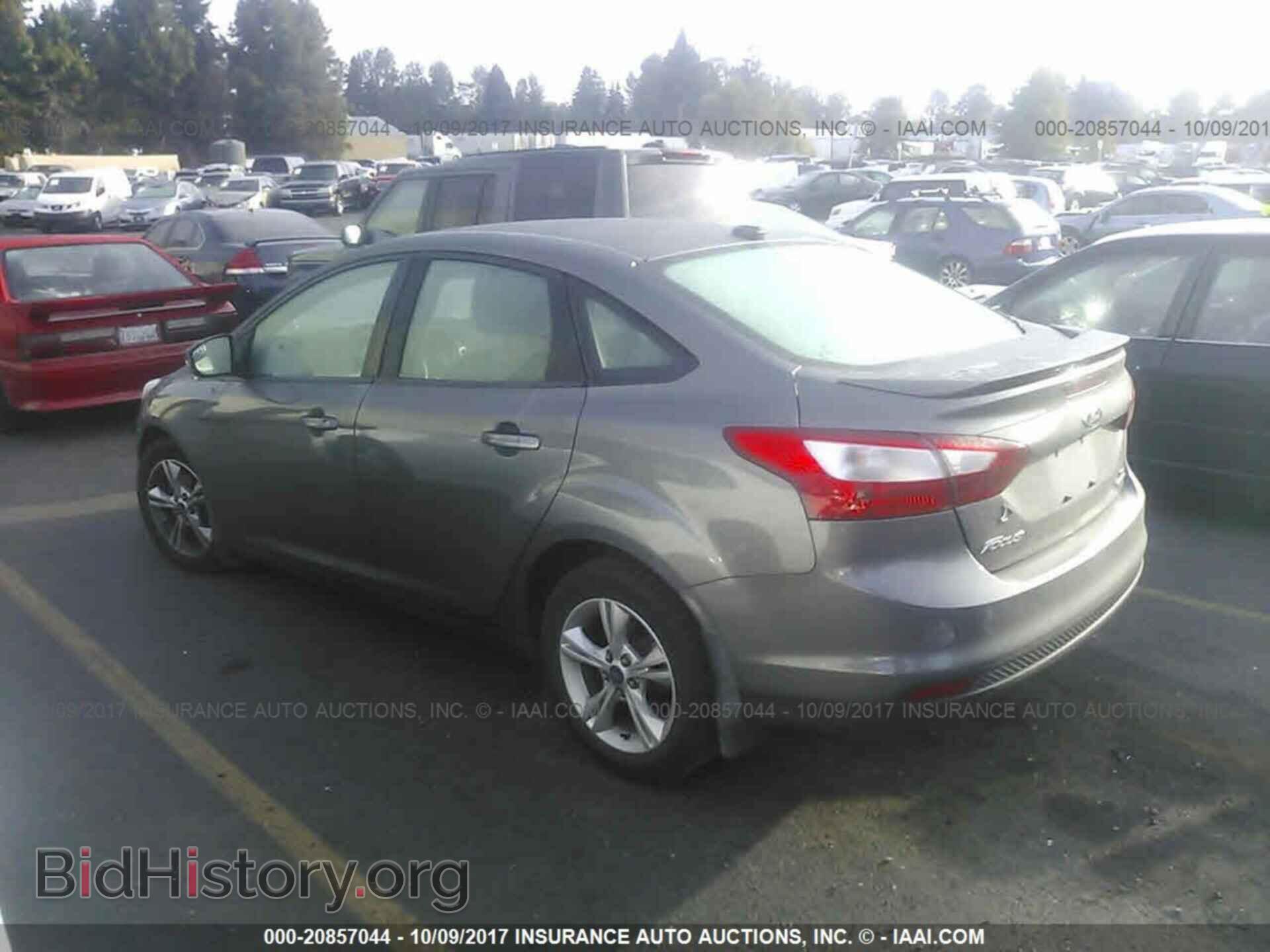 2012 Ford Focus - VIN: 1FAHP3F23CL465468 - Фото 3