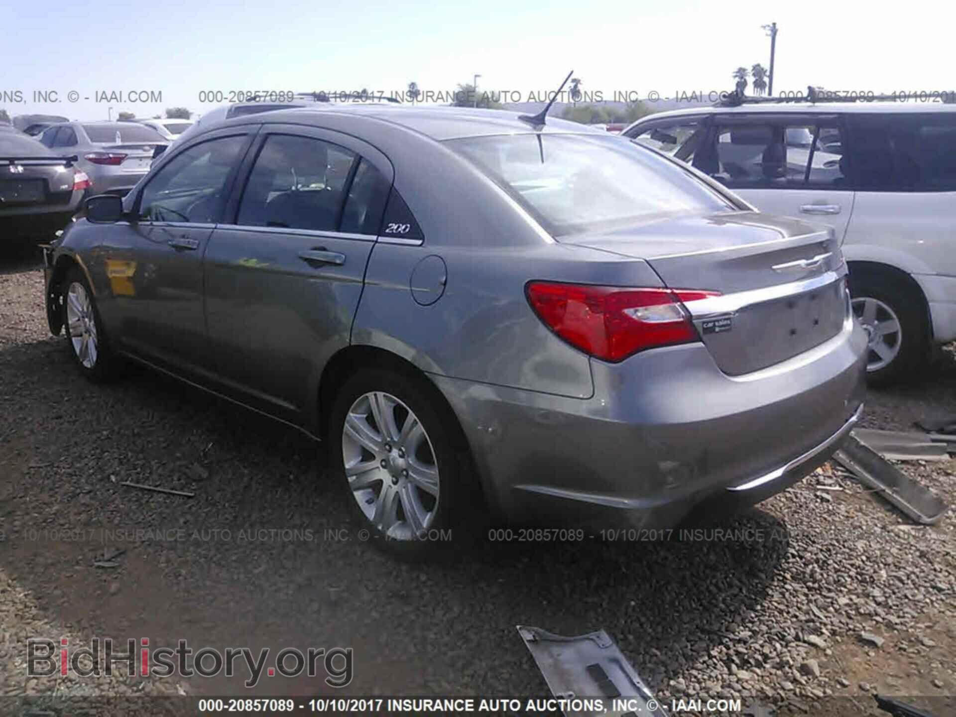 2013 Chrysler 200 - VIN: 1C3CCBAB2DN762758 - Фото 3
