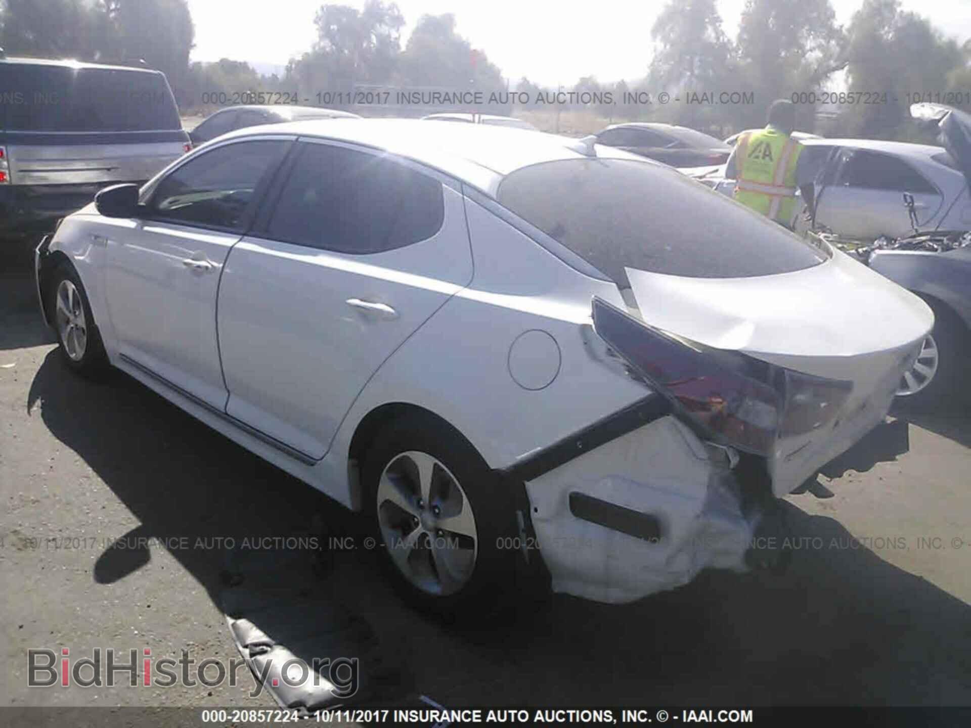 2015 Kia Optima - VIN: KNAGM4AD4F5083565 - Photo 3