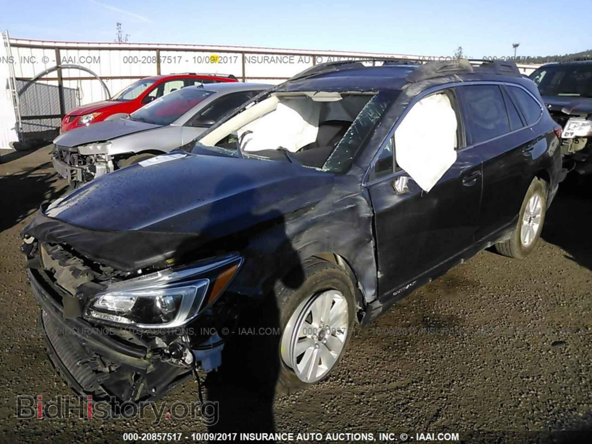 2015 Subaru Outback - VIN: 4S4BSADC1F3363164 - Photo 2
