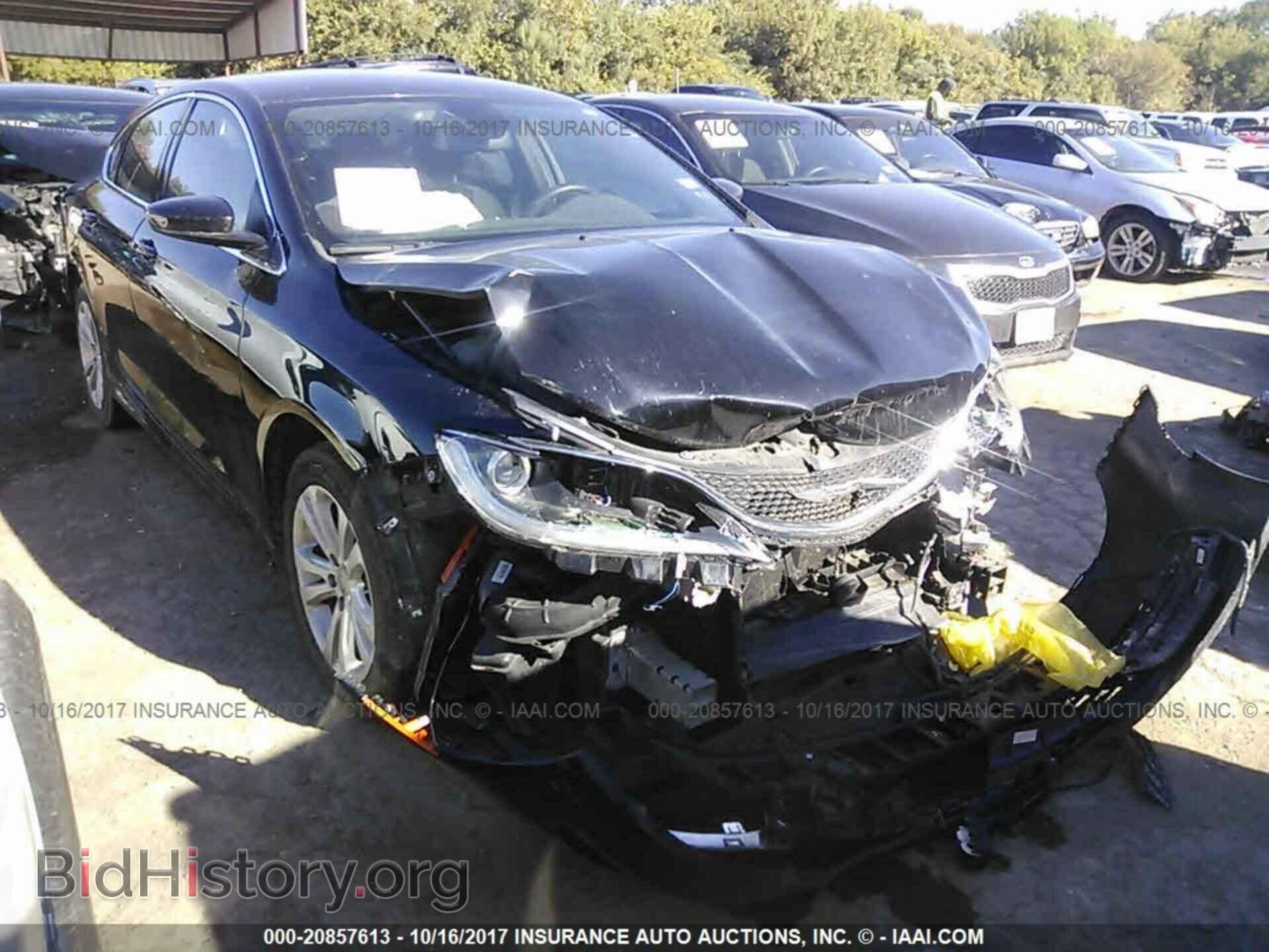 Photo 1C3CCCAB5FN592825 - Chrysler 200 2015