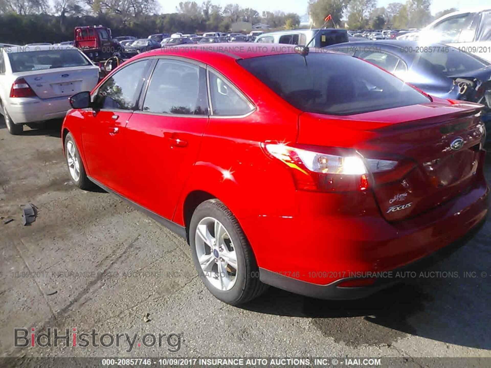2012 Ford Focus - VIN: 1FAHP3F24CL243778 - Photo 3