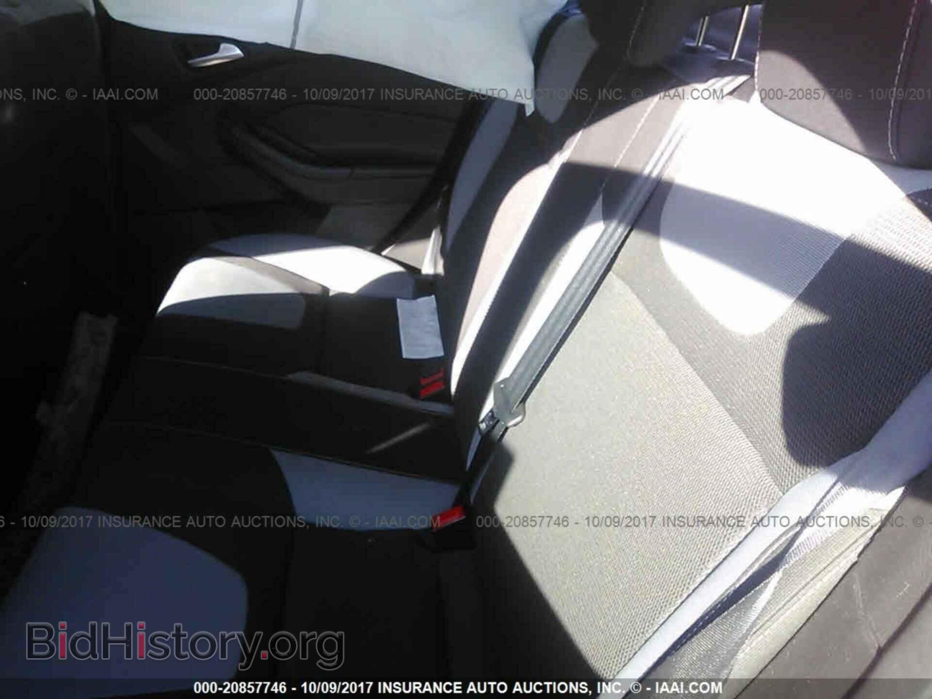 2012 Ford Focus - VIN: 1FAHP3F24CL243778 - Photo 8