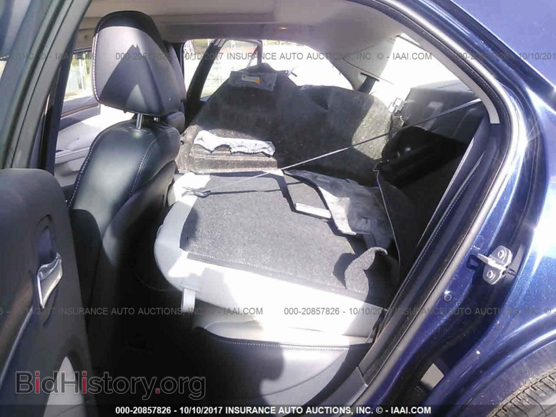 2015 Chrysler 300c - VIN: 2C3CCASG1FH877089 - Фото 8