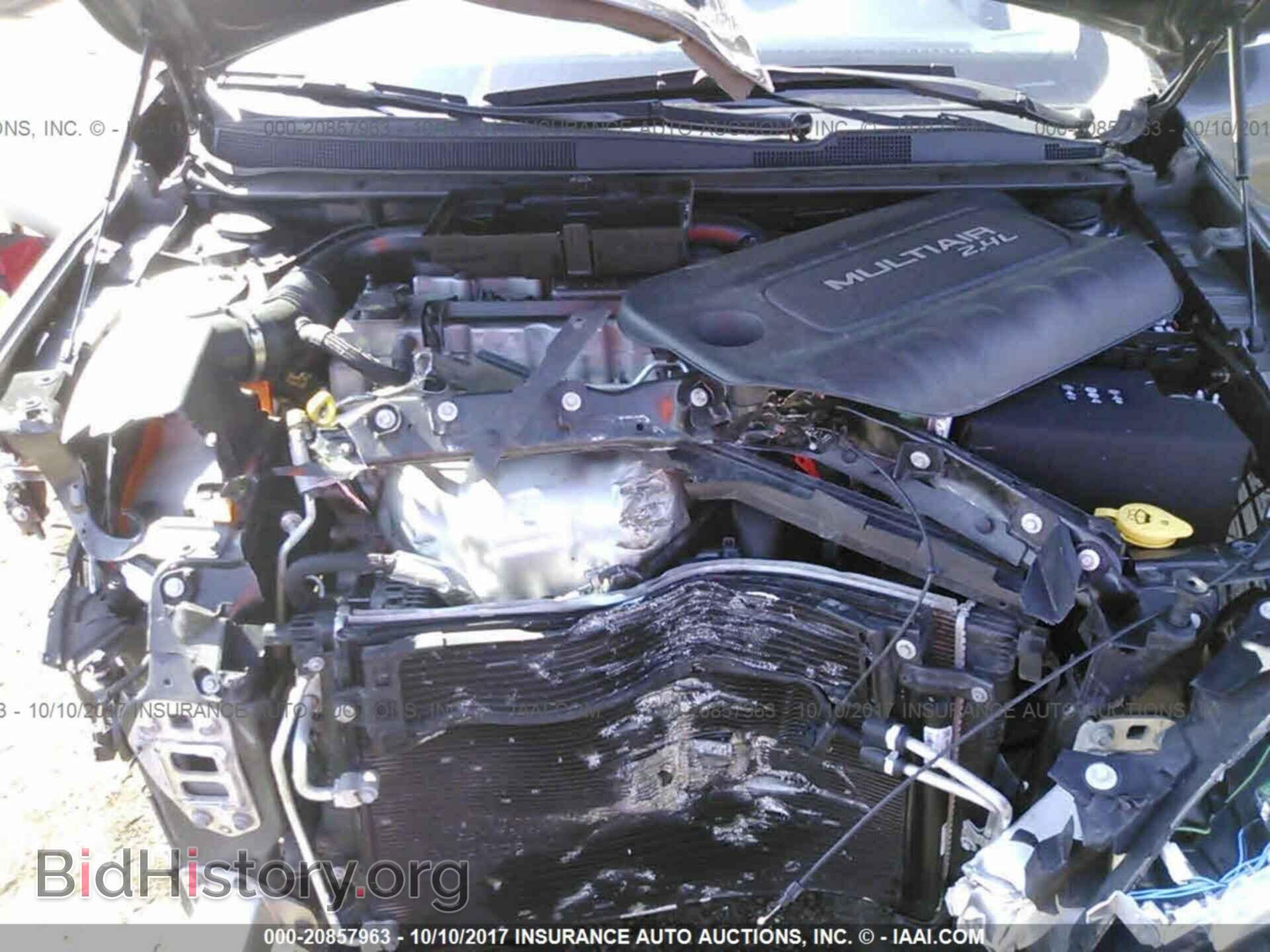 2016 Chrysler 200 - VIN: 1C3CCCAB7GN103147 - Photo 10