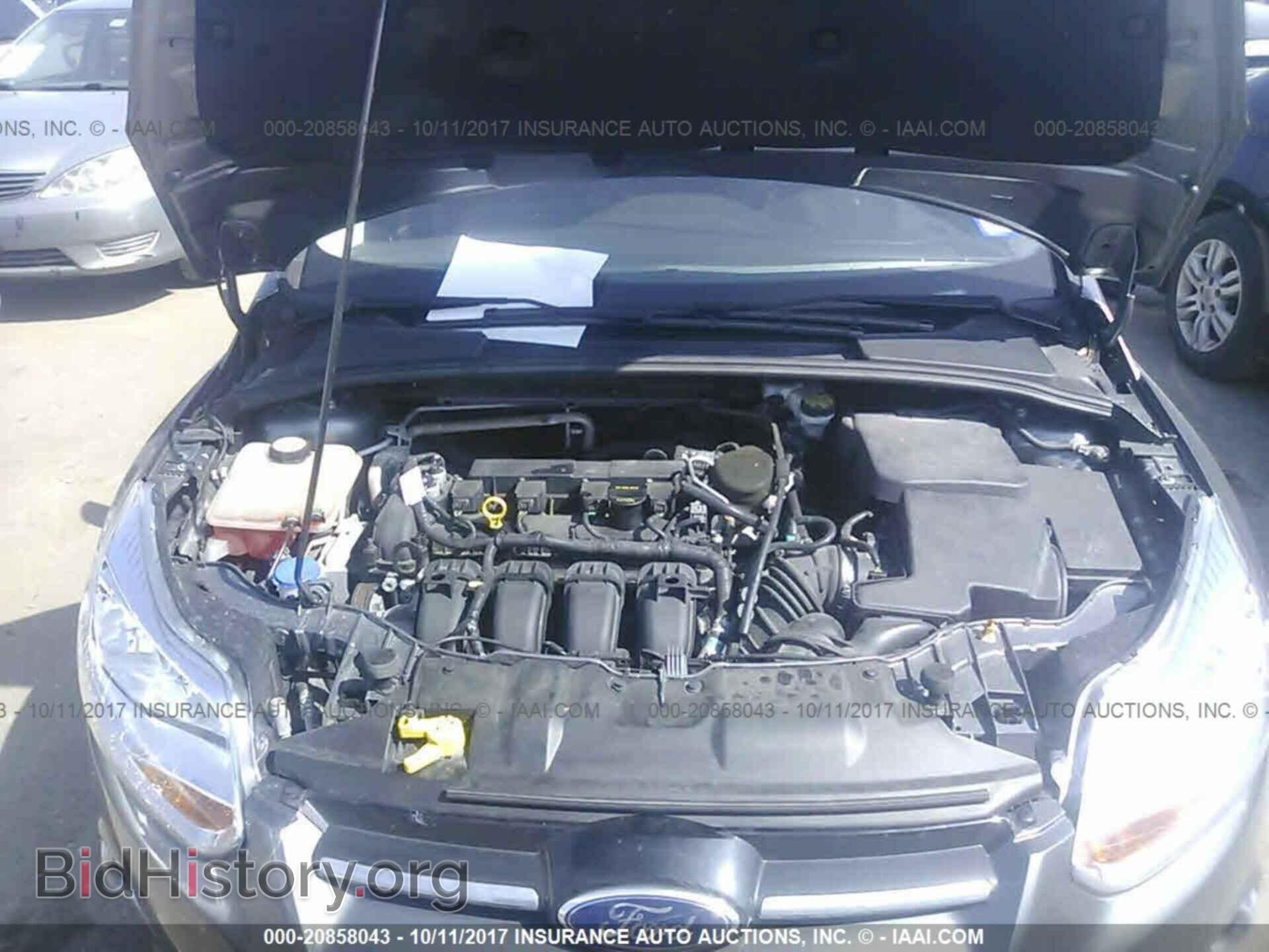 2012 Ford Focus - VIN: 1FAHP3M23CL476005 - Photo 10