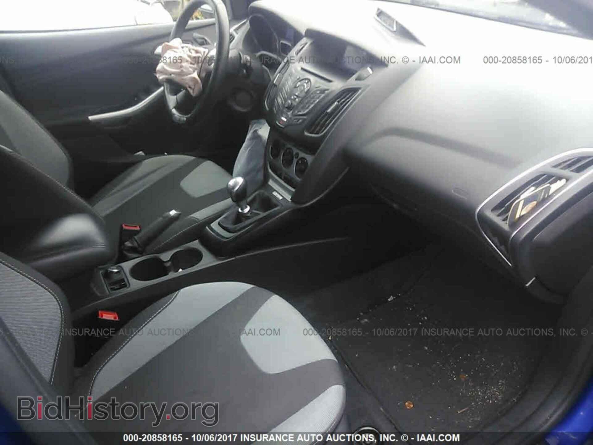 2014 Ford Focus - VIN: 1FADP3L92EL164502 - Photo 5
