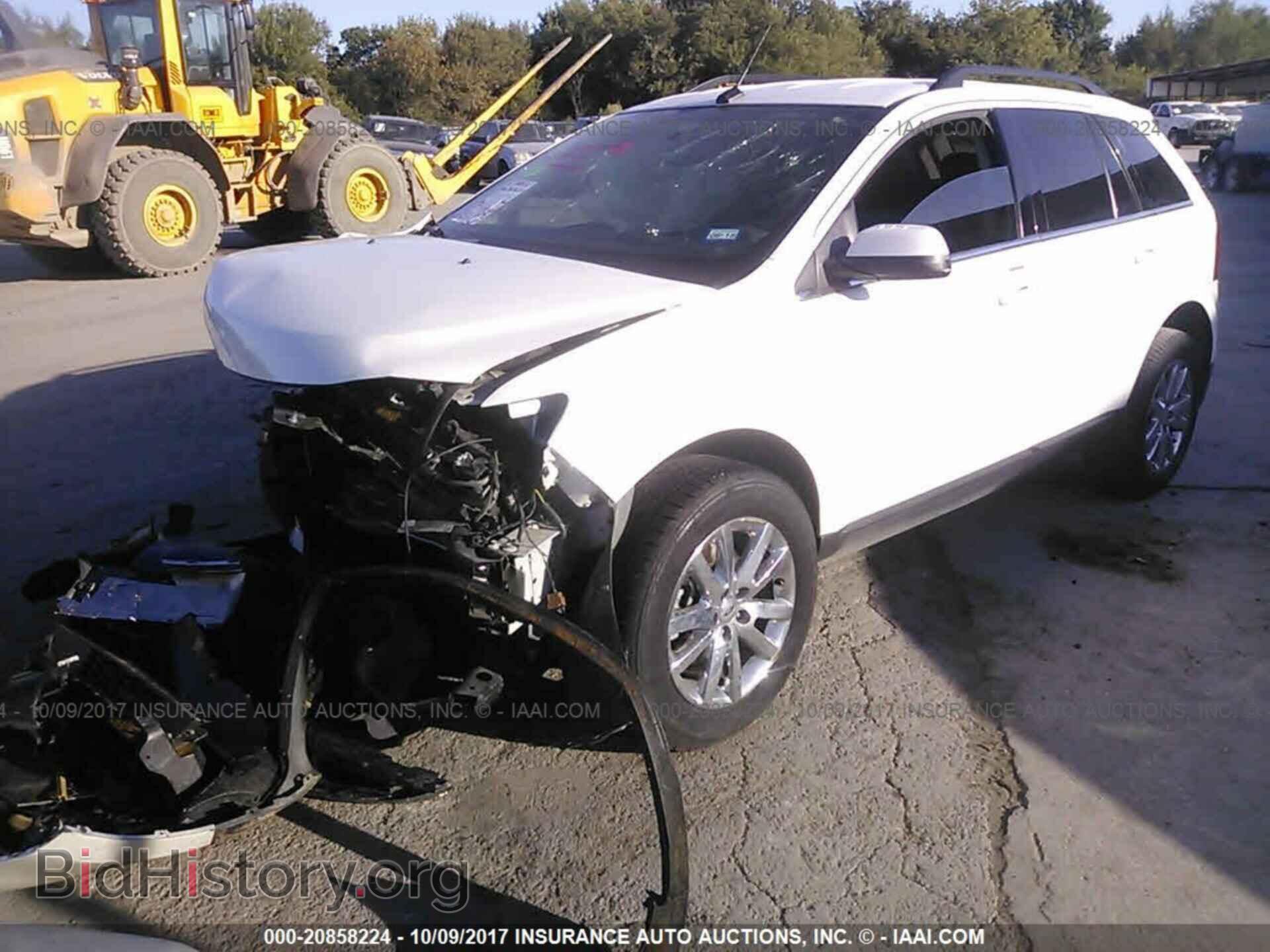 2011 Ford Edge - VIN: 2FMDK3KC7BBB66629 - Photo 2