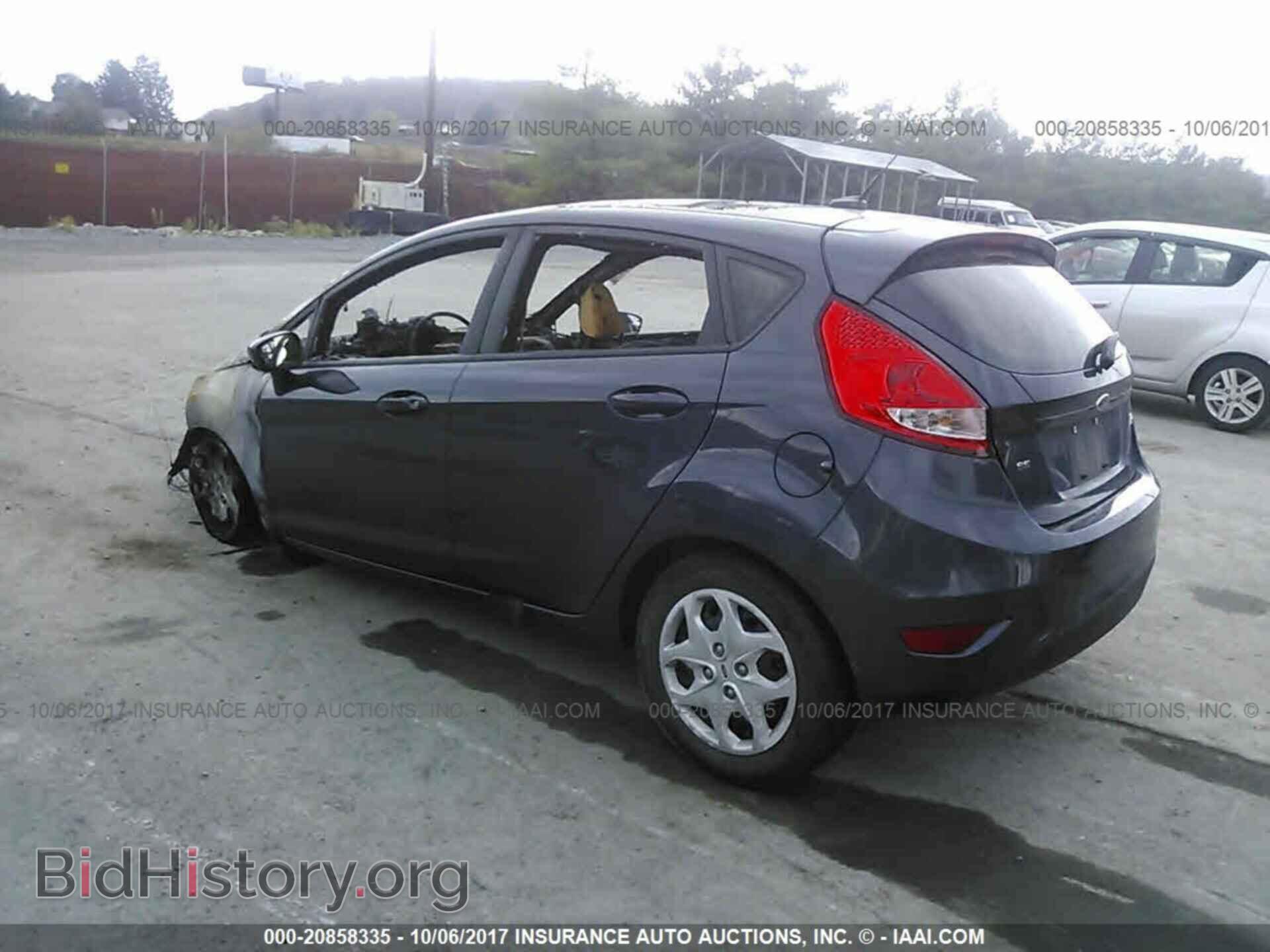 2012 Ford Fiesta - VIN: 3FADP4EJ4CM150285 - Photo 3