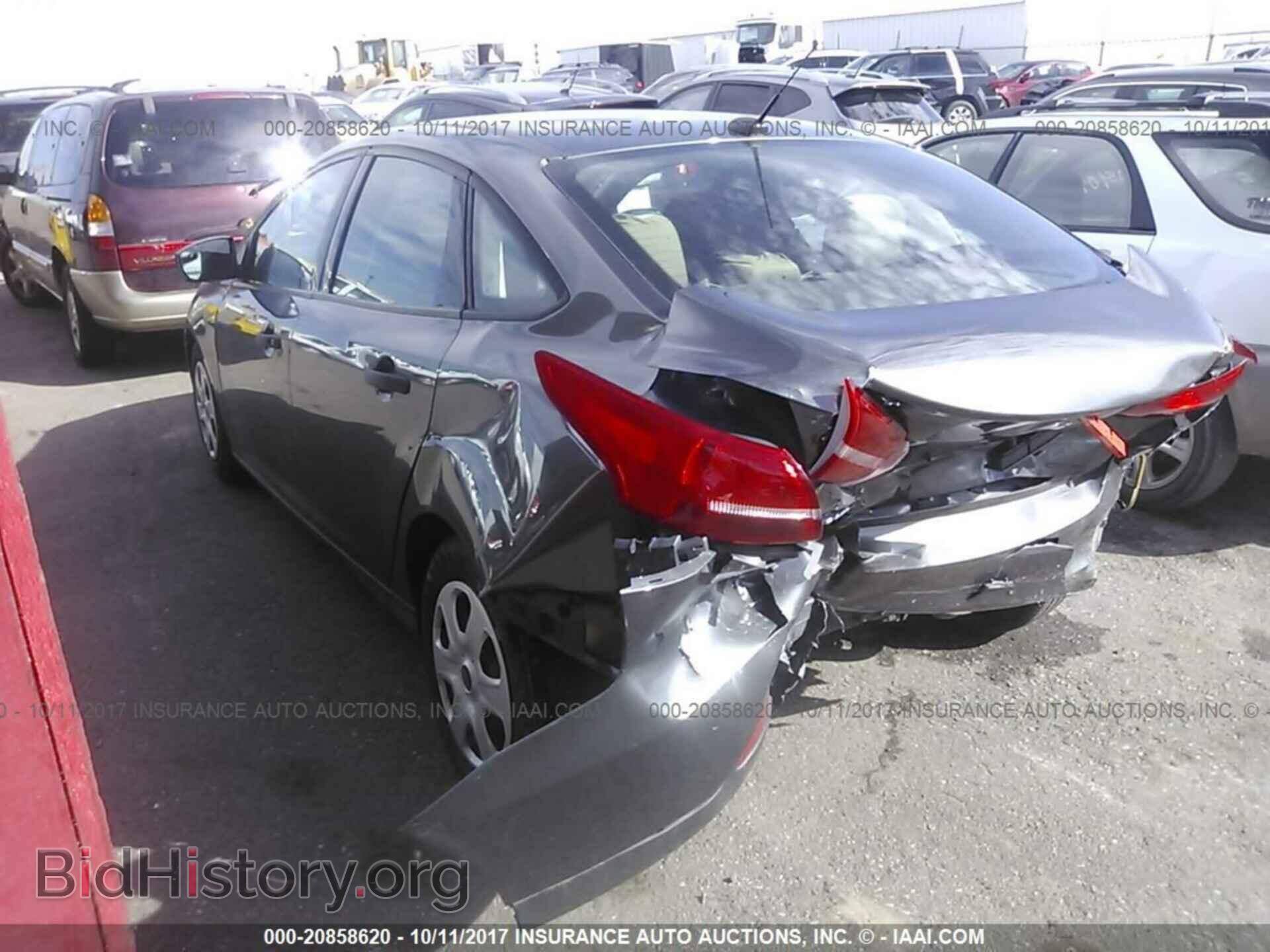2016 Ford Focus - VIN: 1FADP3E23GL238299 - Фото 3