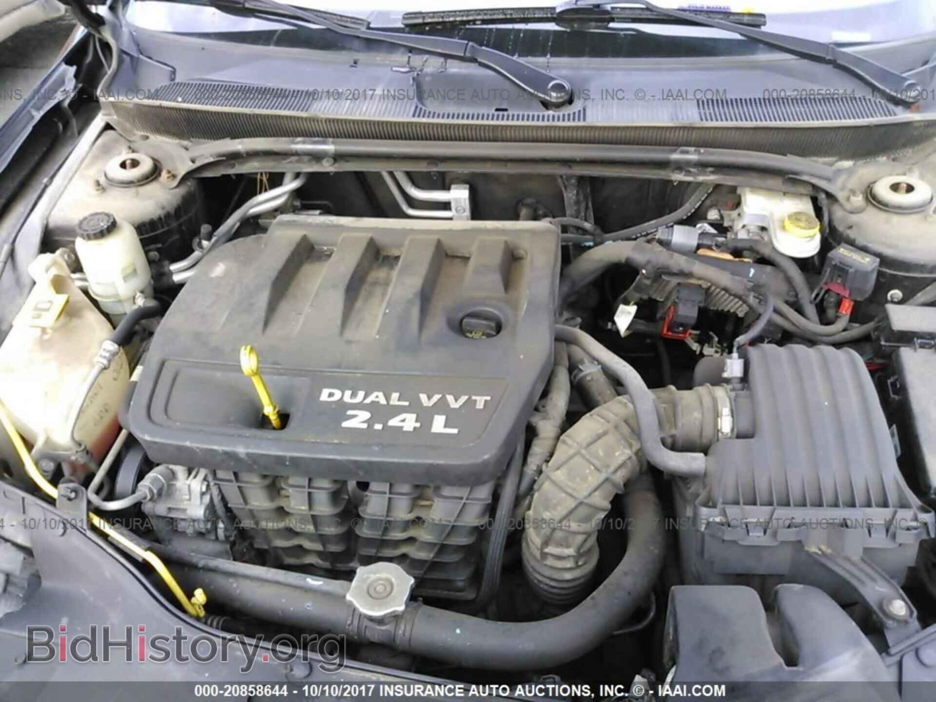 2012 Chrysler 200 - VIN: 1C3CCBCB0CN210736 - Photo 10