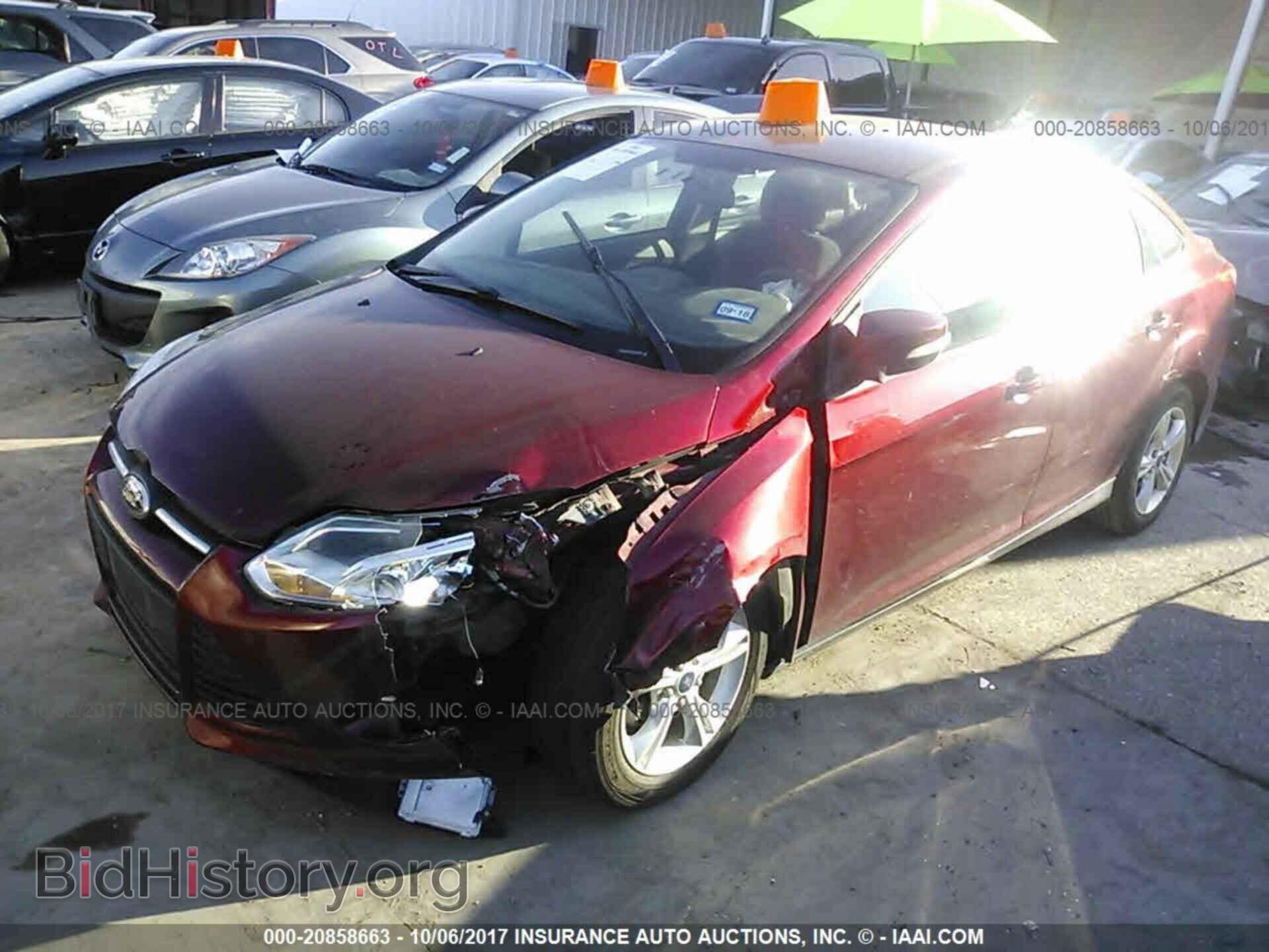 2013 Ford Focus - VIN: 1FADP3F26DL157596 - Photo 2