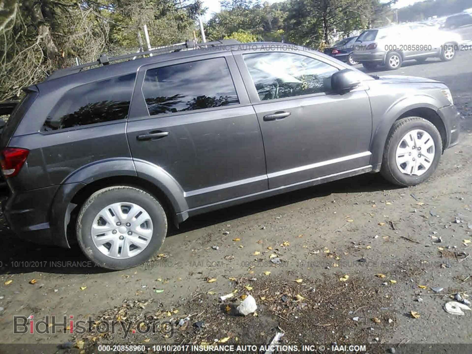 2015 Dodge Journey - VIN: 3C4PDCAB5FT618186 - Photo 4