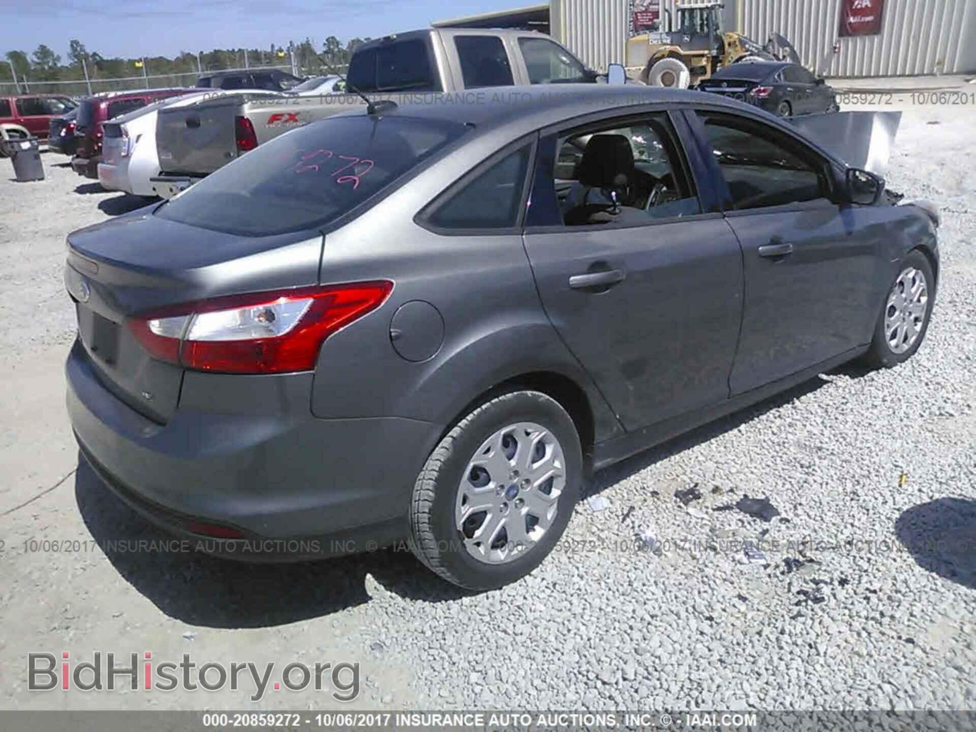 2012 Ford Focus - VIN: 1FAHP3F27CL201525 - Photo 4