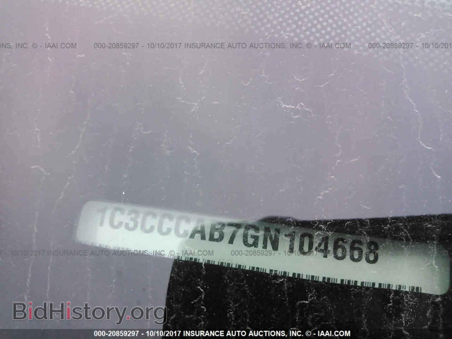 2016 Chrysler 200 - VIN: 1C3CCCAB7GN104668 - Фото 9