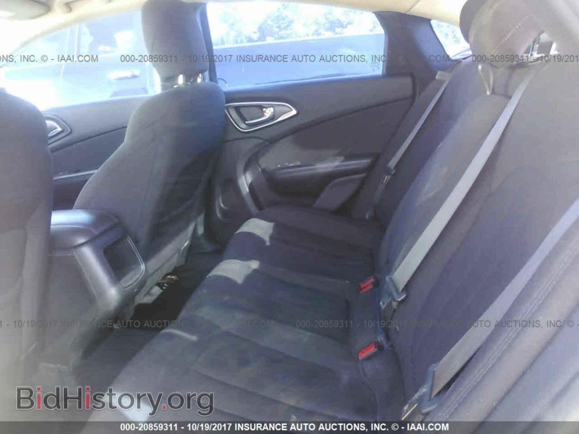 2015 Chrysler 200 - VIN: 1C3CCCAB5FN641666 - Фото 8