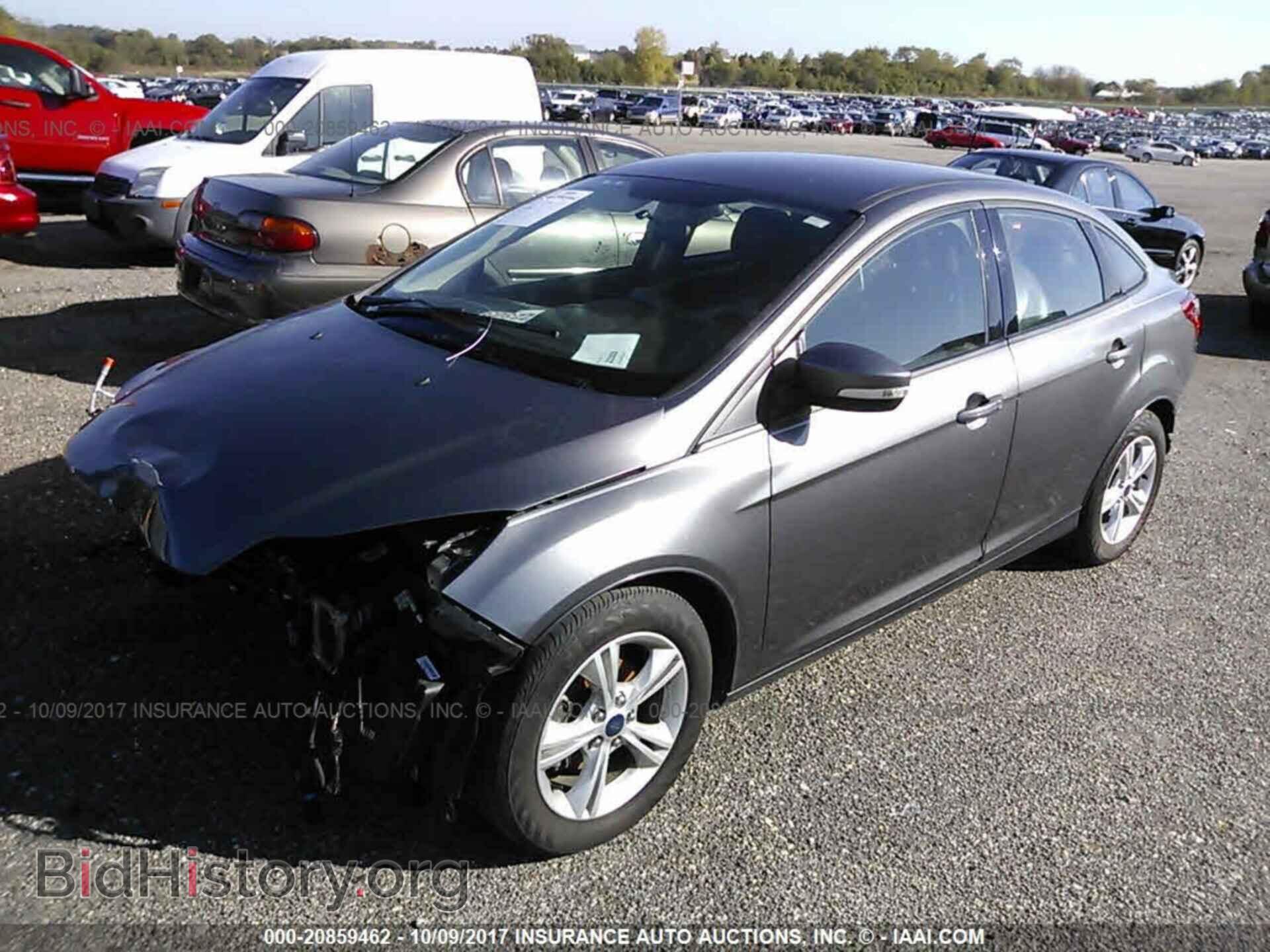 2014 Ford Focus - VIN: 1FADP3F28EL448778 - Фото 2