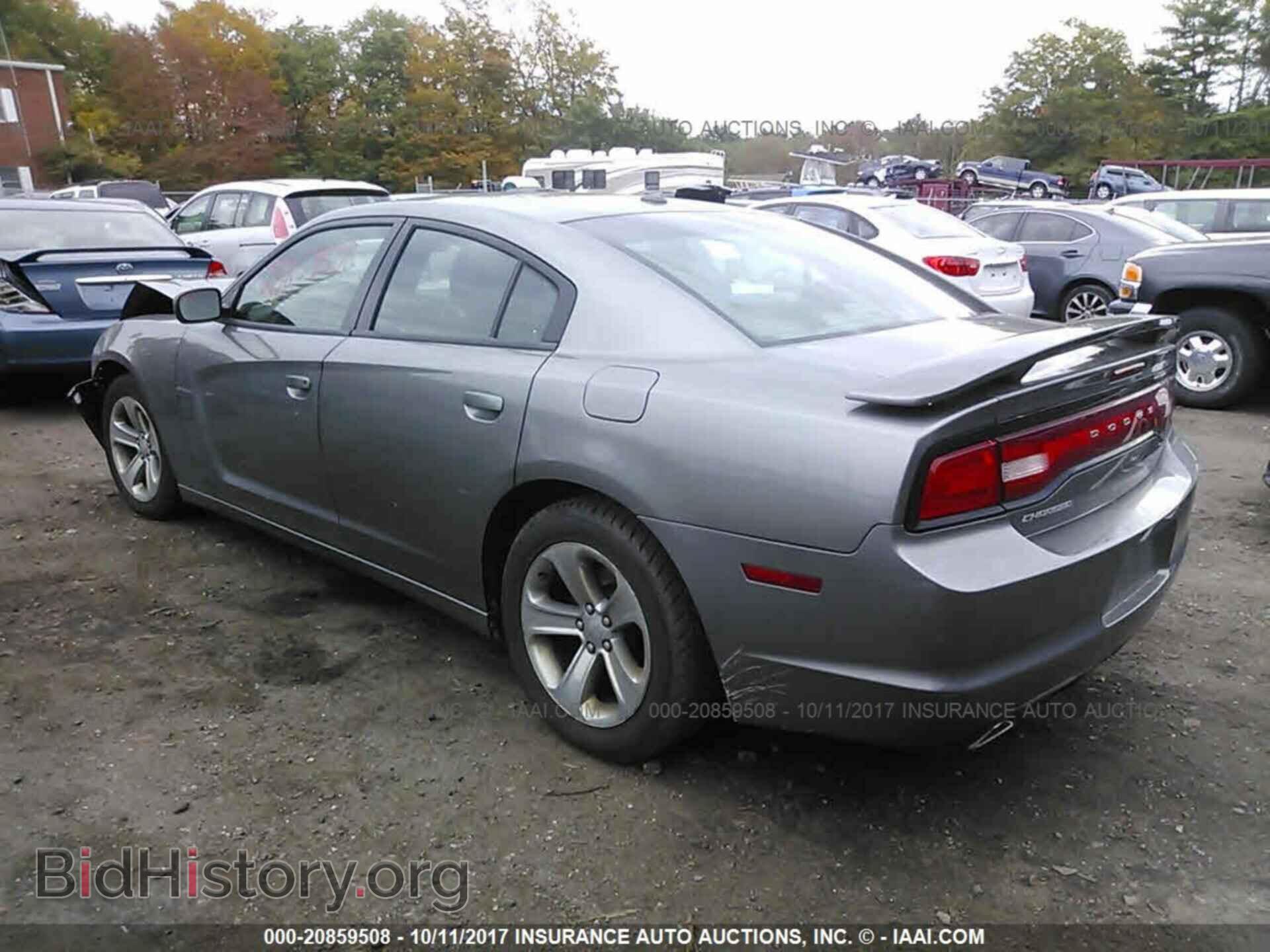 2012 Dodge Charger - VIN: 2C3CDXBG2CH300020 - Фото 3
