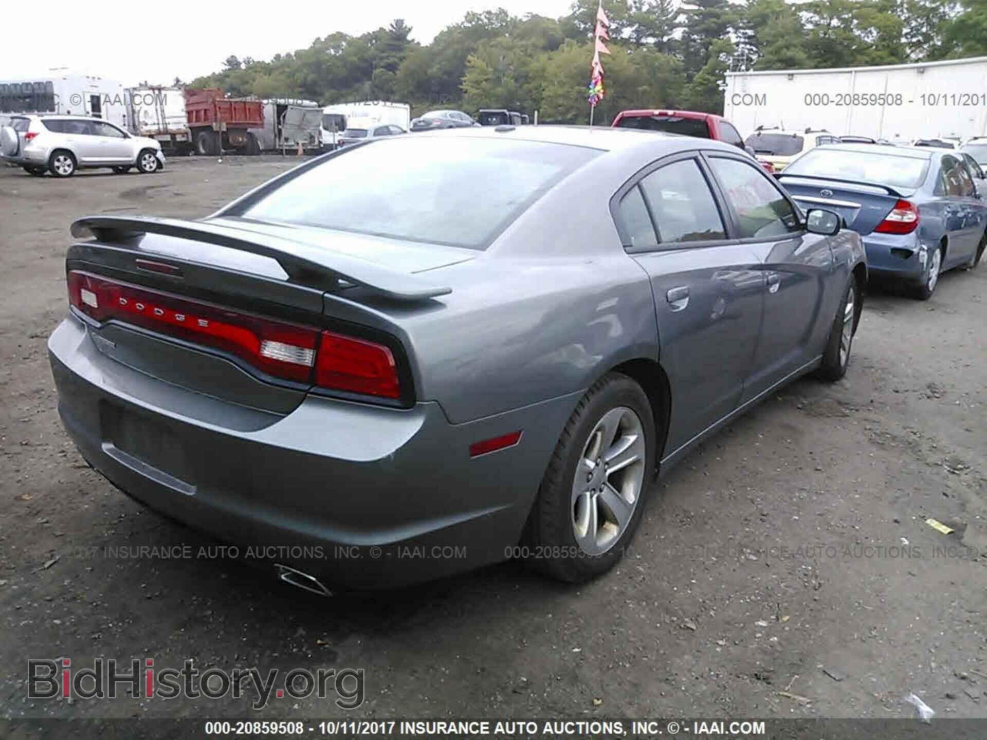 2012 Dodge Charger - VIN: 2C3CDXBG2CH300020 - Фото 4