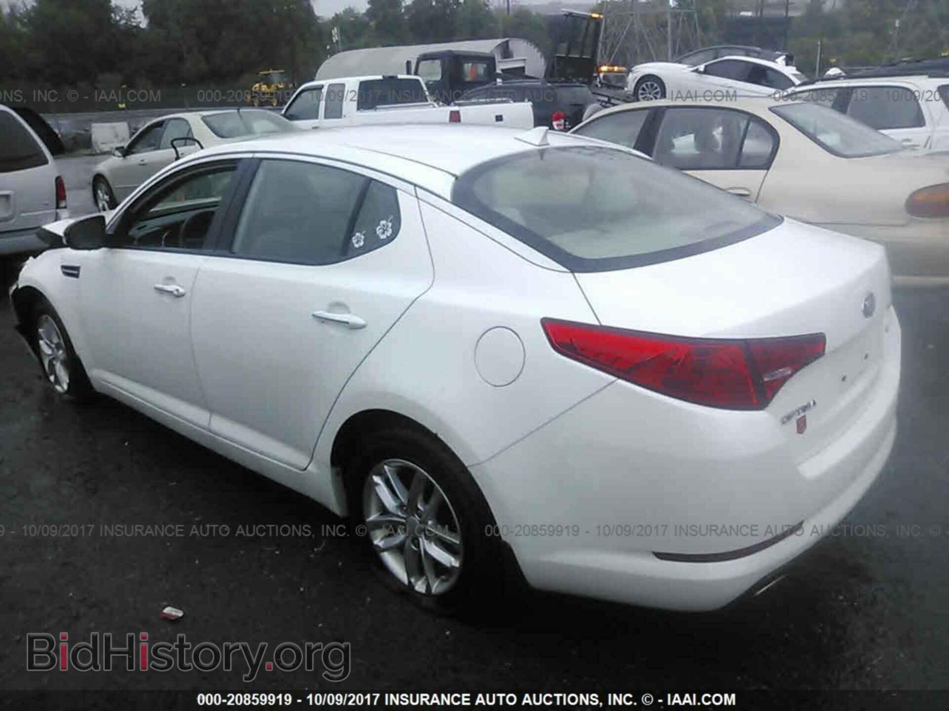 2013 Kia Optima - VIN: KNAGM4A75D5442025 - Photo 3