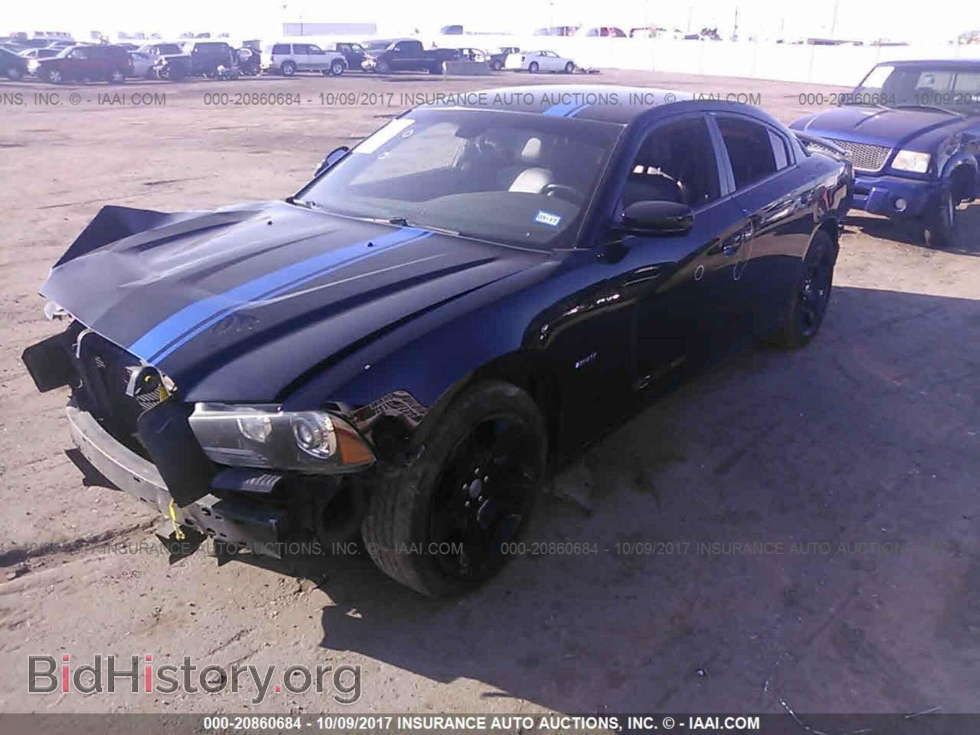 2011 Dodge Charger - VIN: 2B3CL5CT1BH616717 - Фото 2