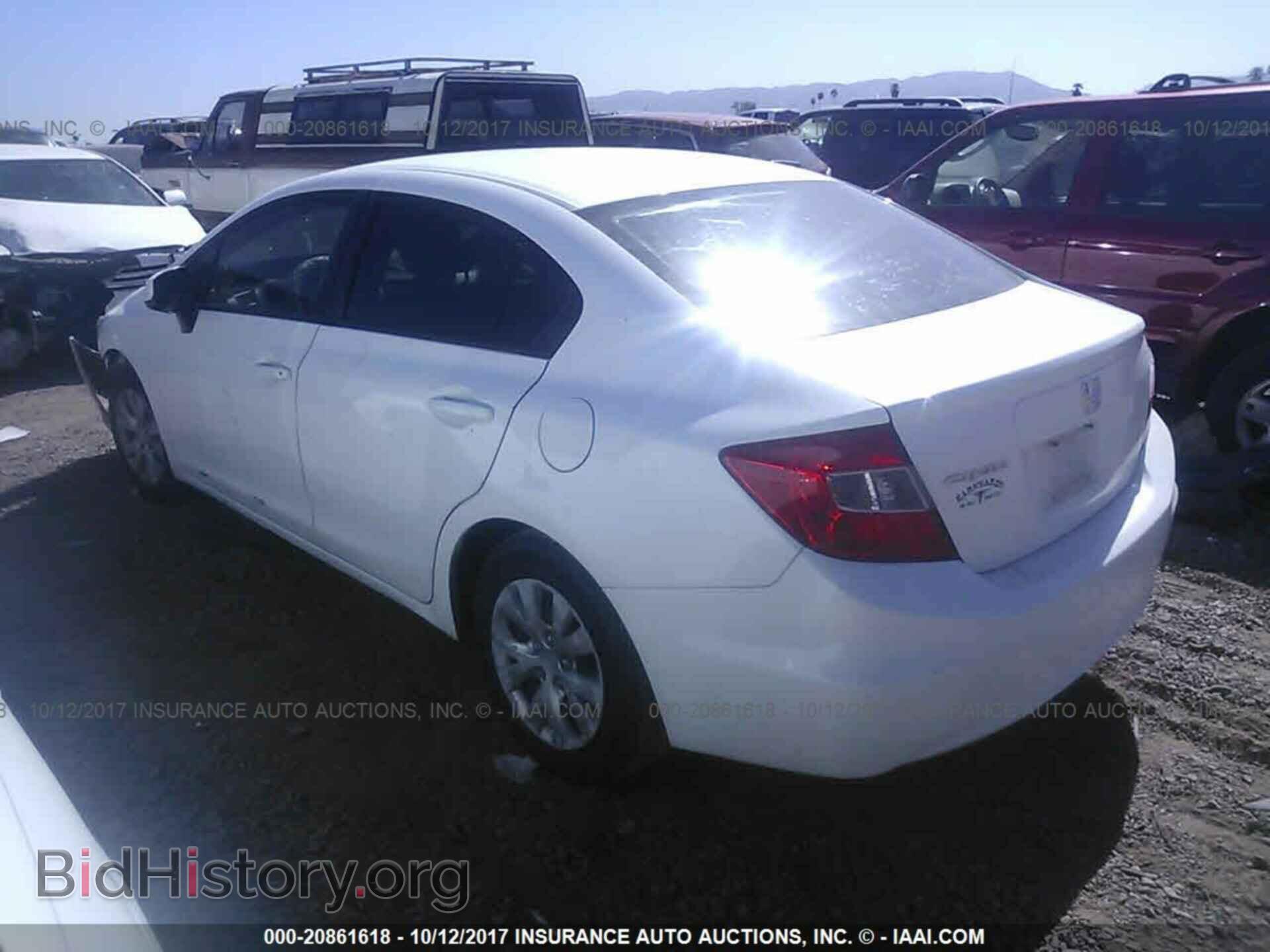 2012 Honda Civic - VIN: 2HGFB2F53CH605120 - Фото 3