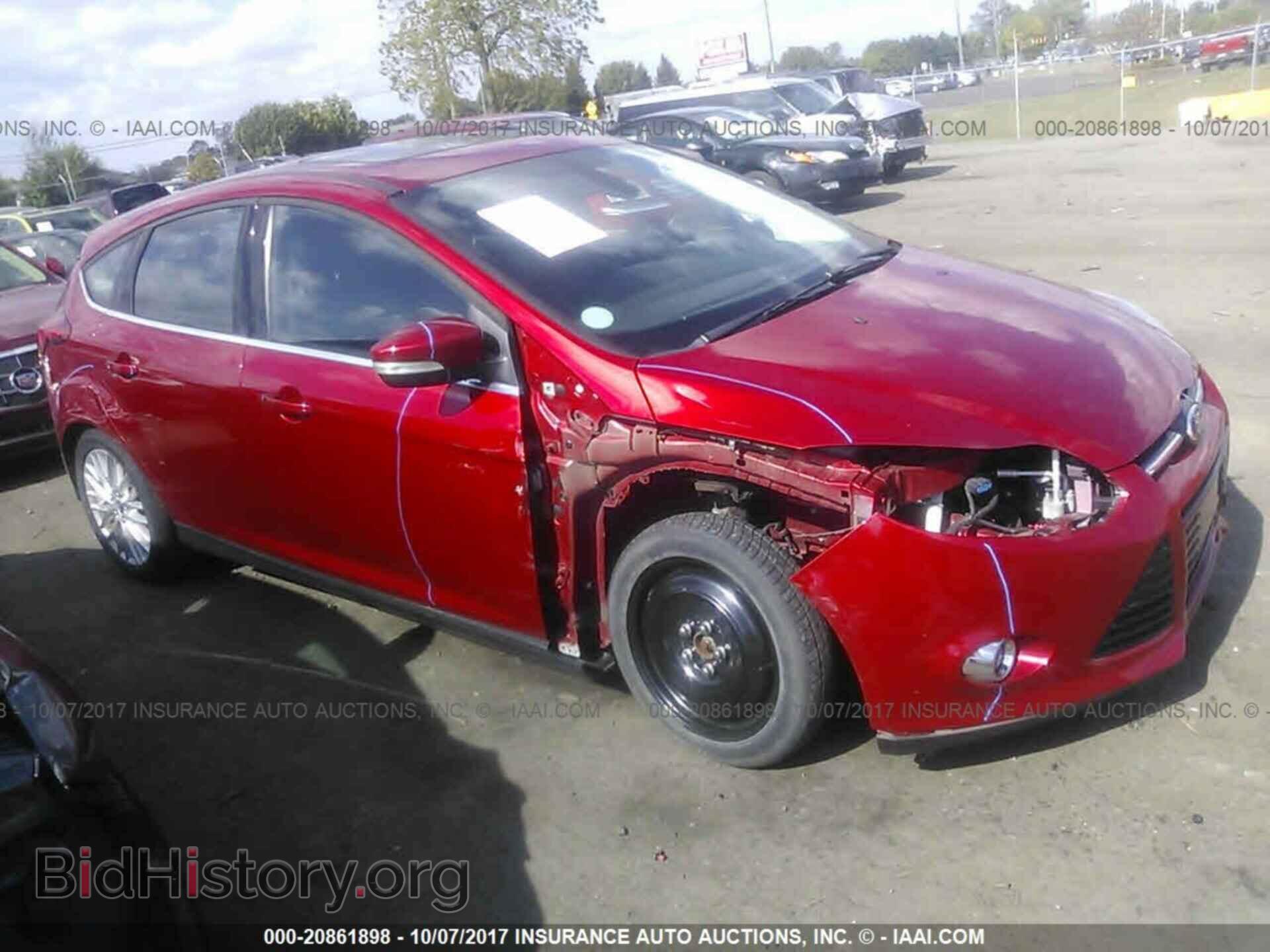 Фотография 1FAHP3M28CL409433 - Ford Focus 2012