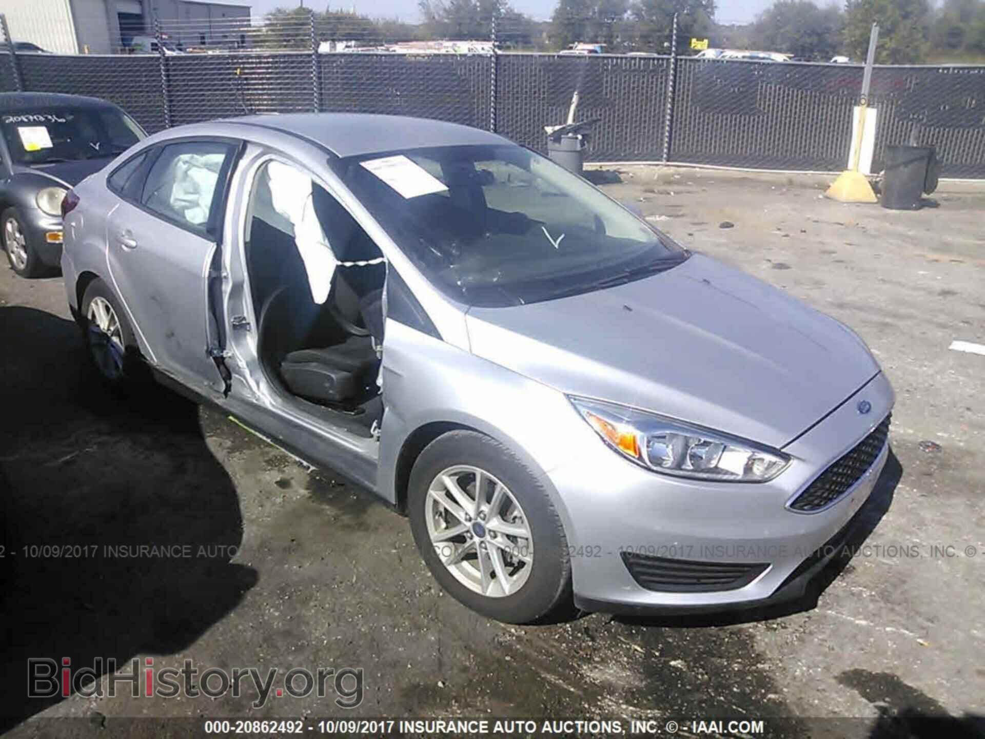 Photo 1FADP3F2XFL240872 - Ford Focus 2015