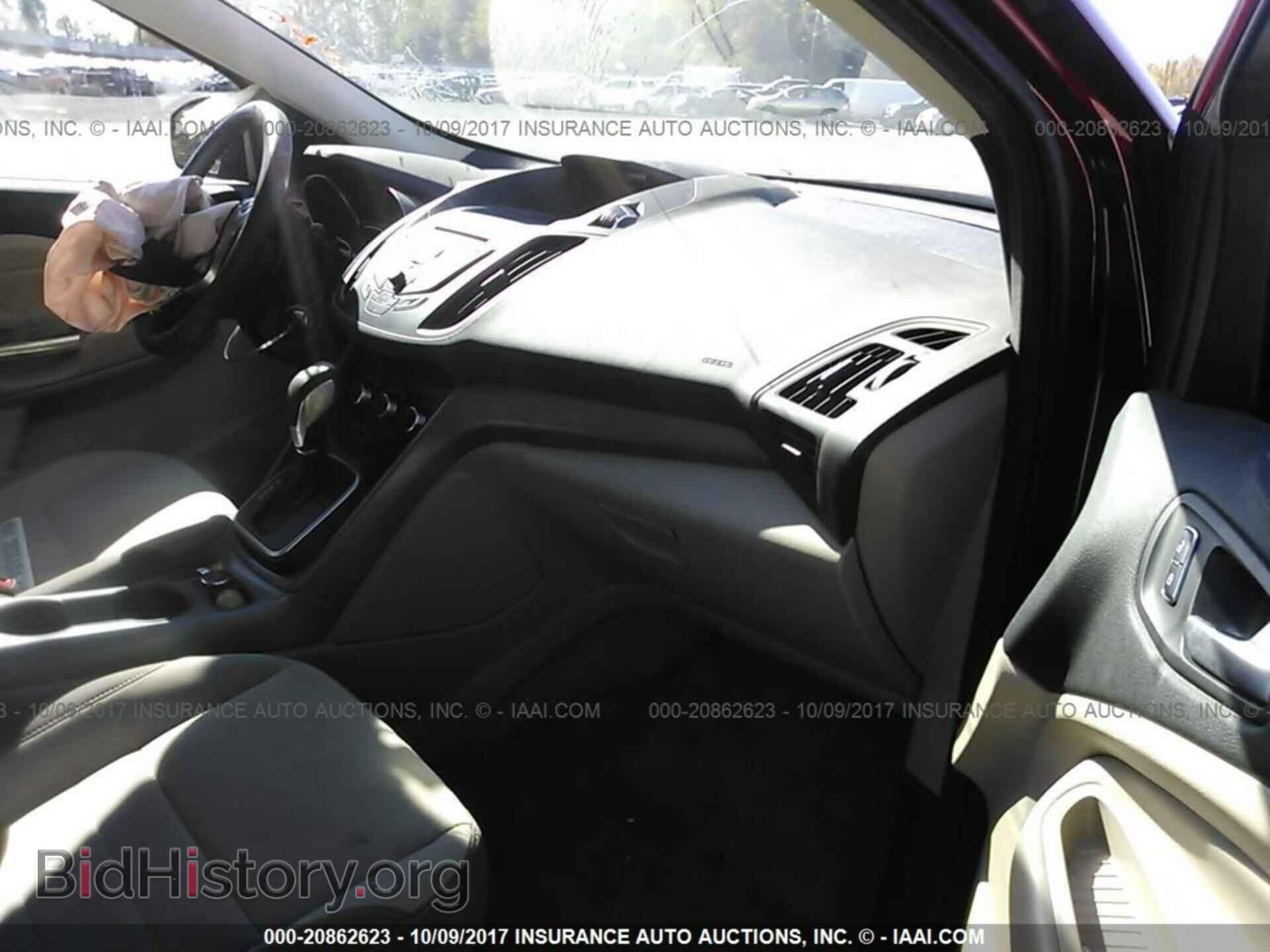 2014 Ford Escape - VIN: 1FMCU0GX4EUA90902 - Photo 5