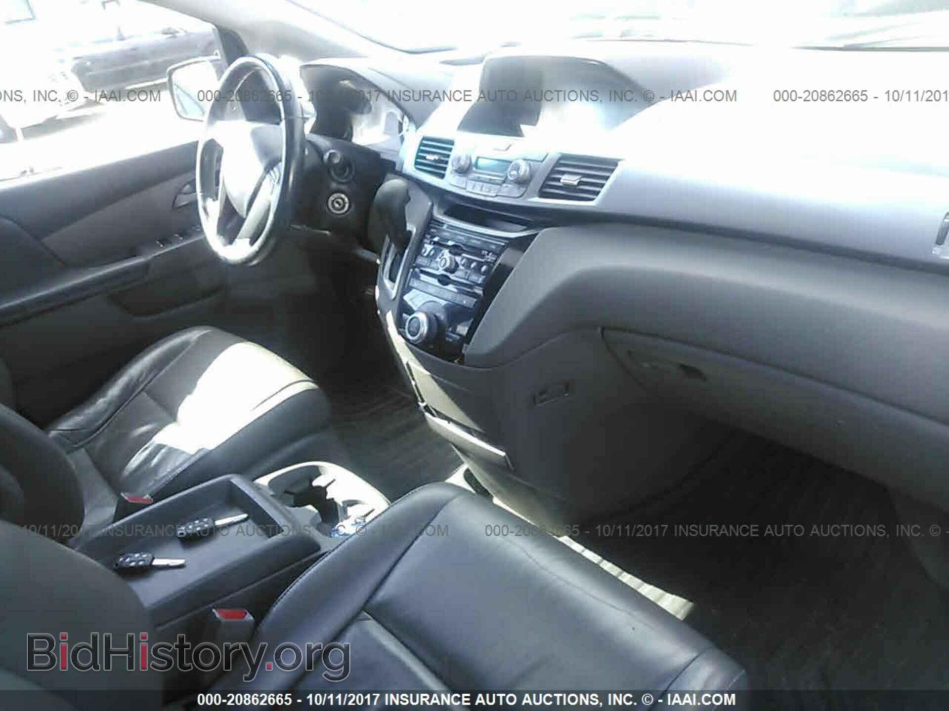 2011 Honda Odyssey - VIN: 5FNRL5H63BB048827 - Фото 5