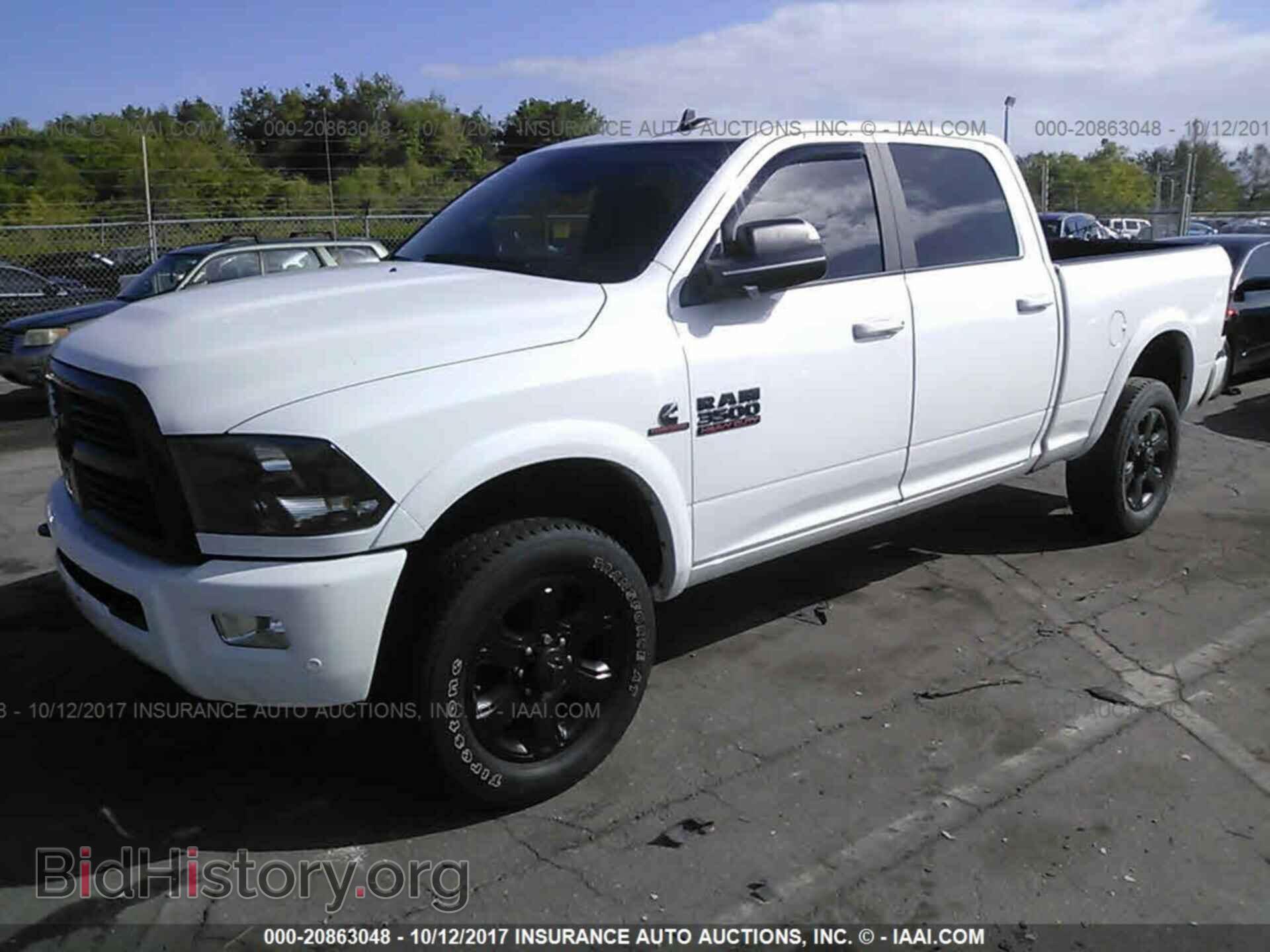 2017 Ram 3500 - VIN: 3C63R3DL9HG650825 - Фото 2
