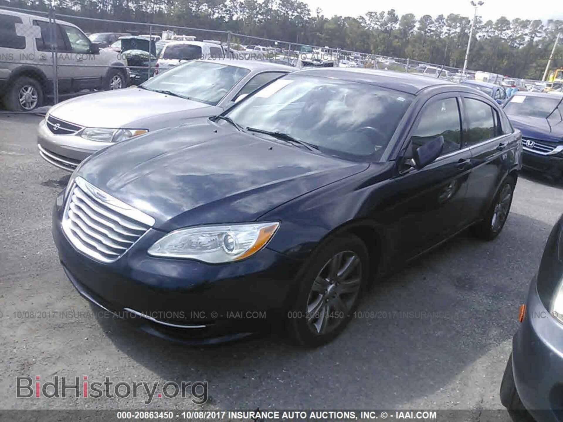2012 Chrysler 200 - VIN: 1C3CCBBB1CN160690 - Photo 2