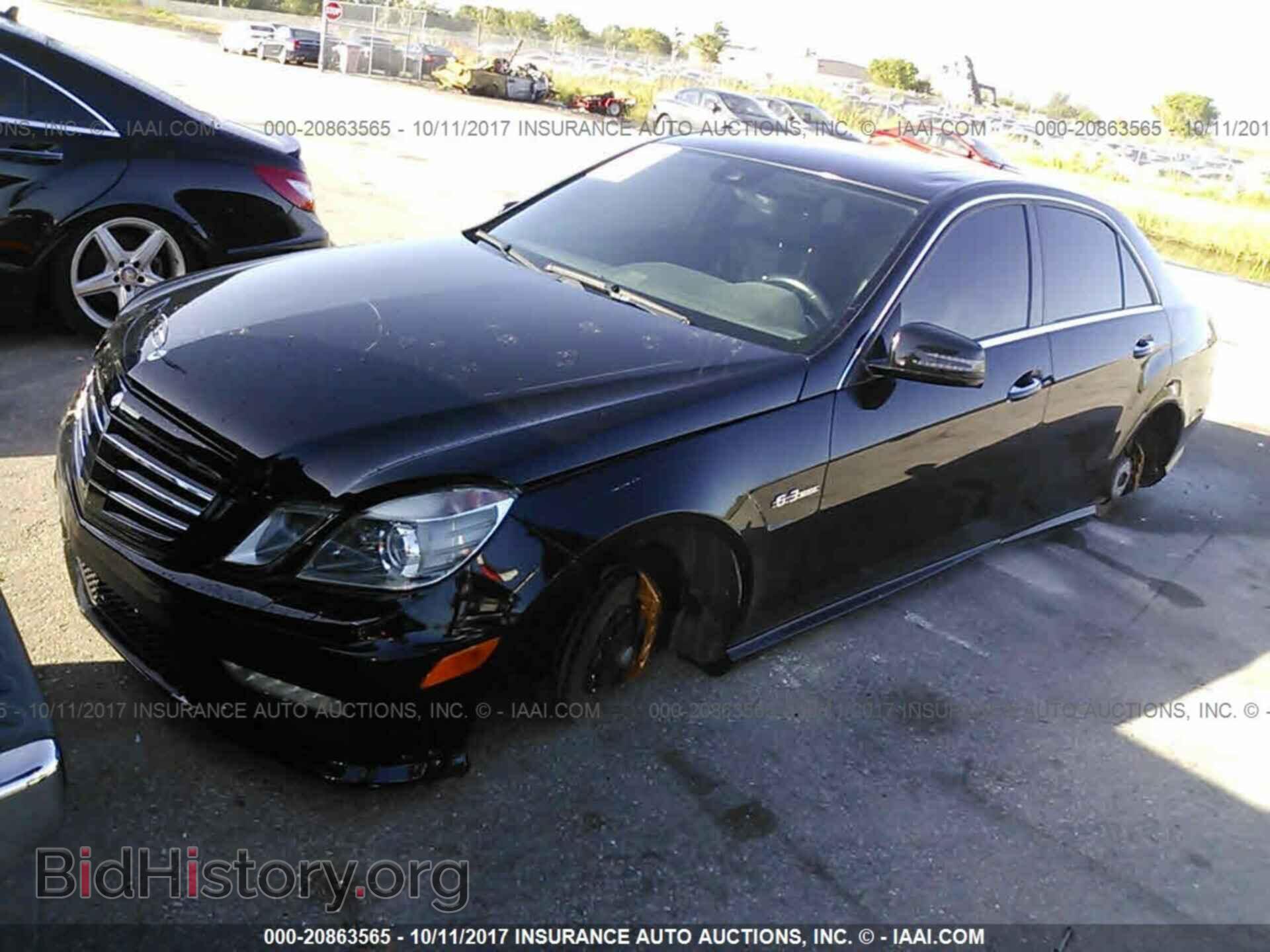 2011 Mercedes-benz E - VIN: WDDHF7HB5BA437964 - Фото 2
