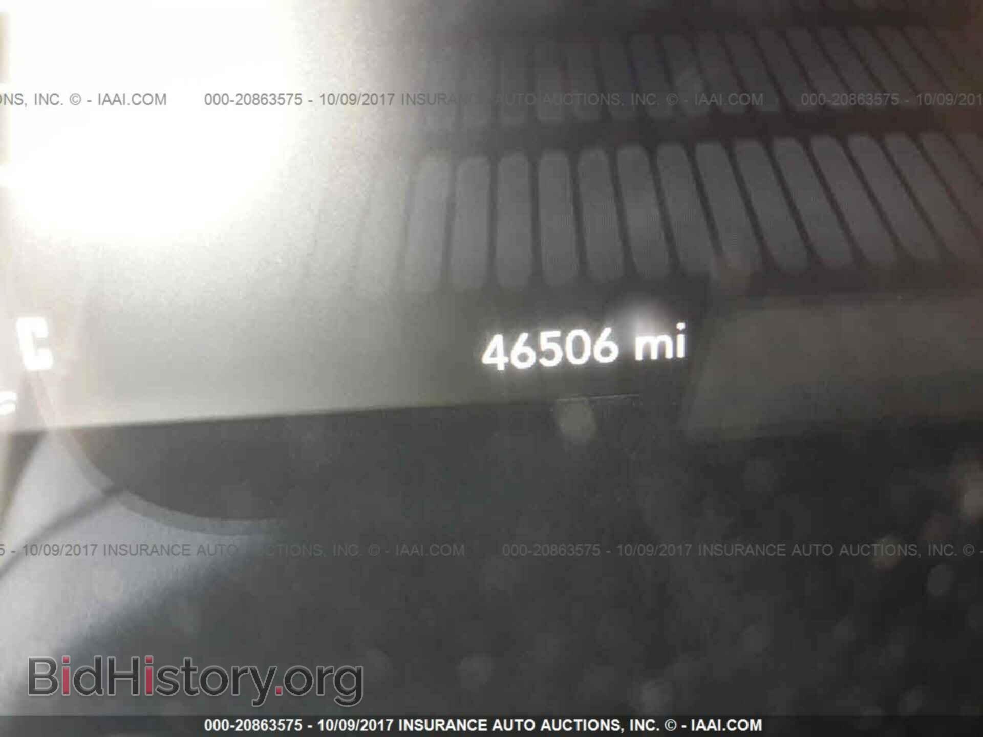 2016 Dodge Challenger - VIN: 2C3CDZAG2GH124797 - Photo 7