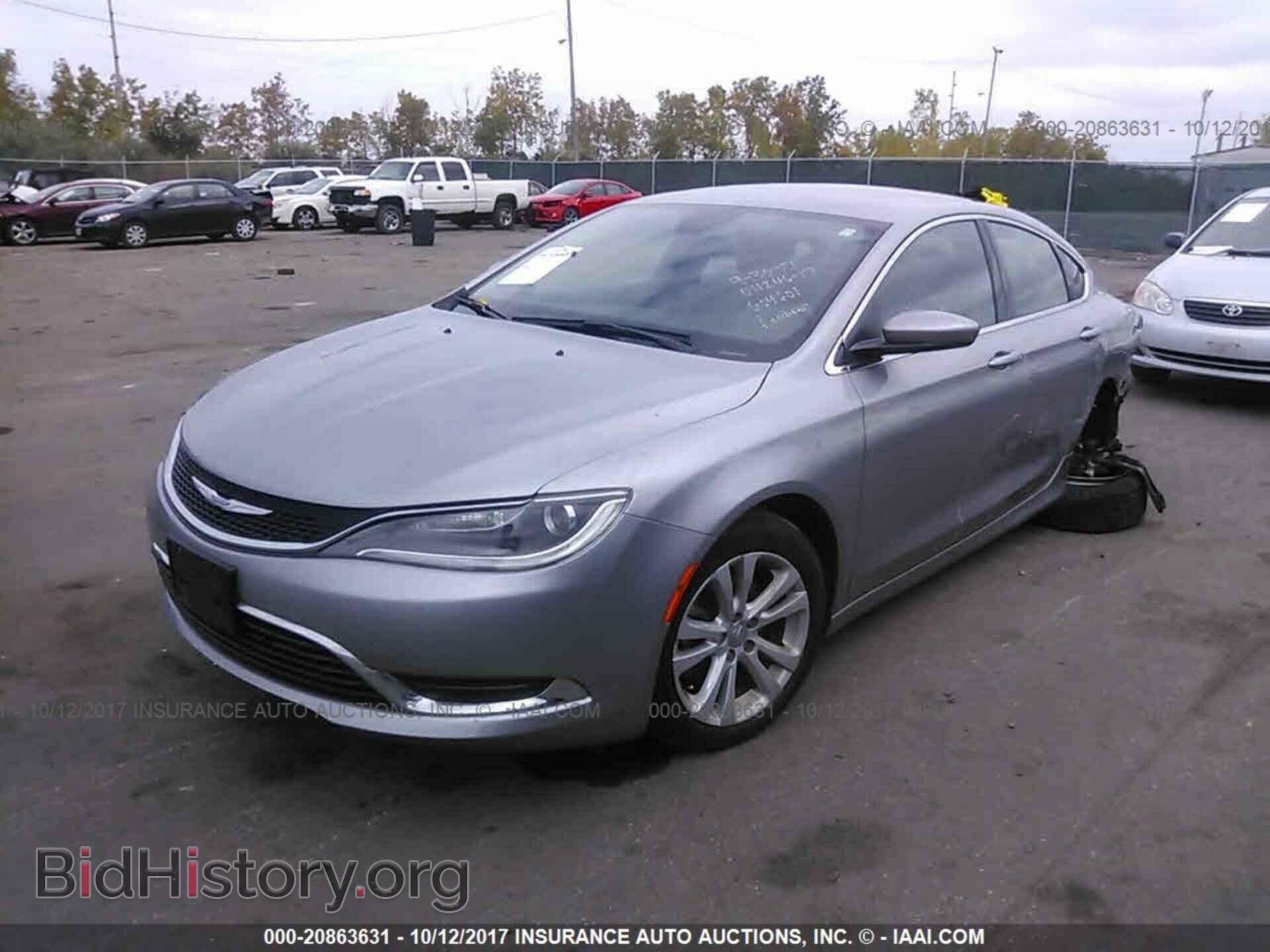 2015 Chrysler 200 - VIN: 1C3CCCAB1FN604601 - Photo 2