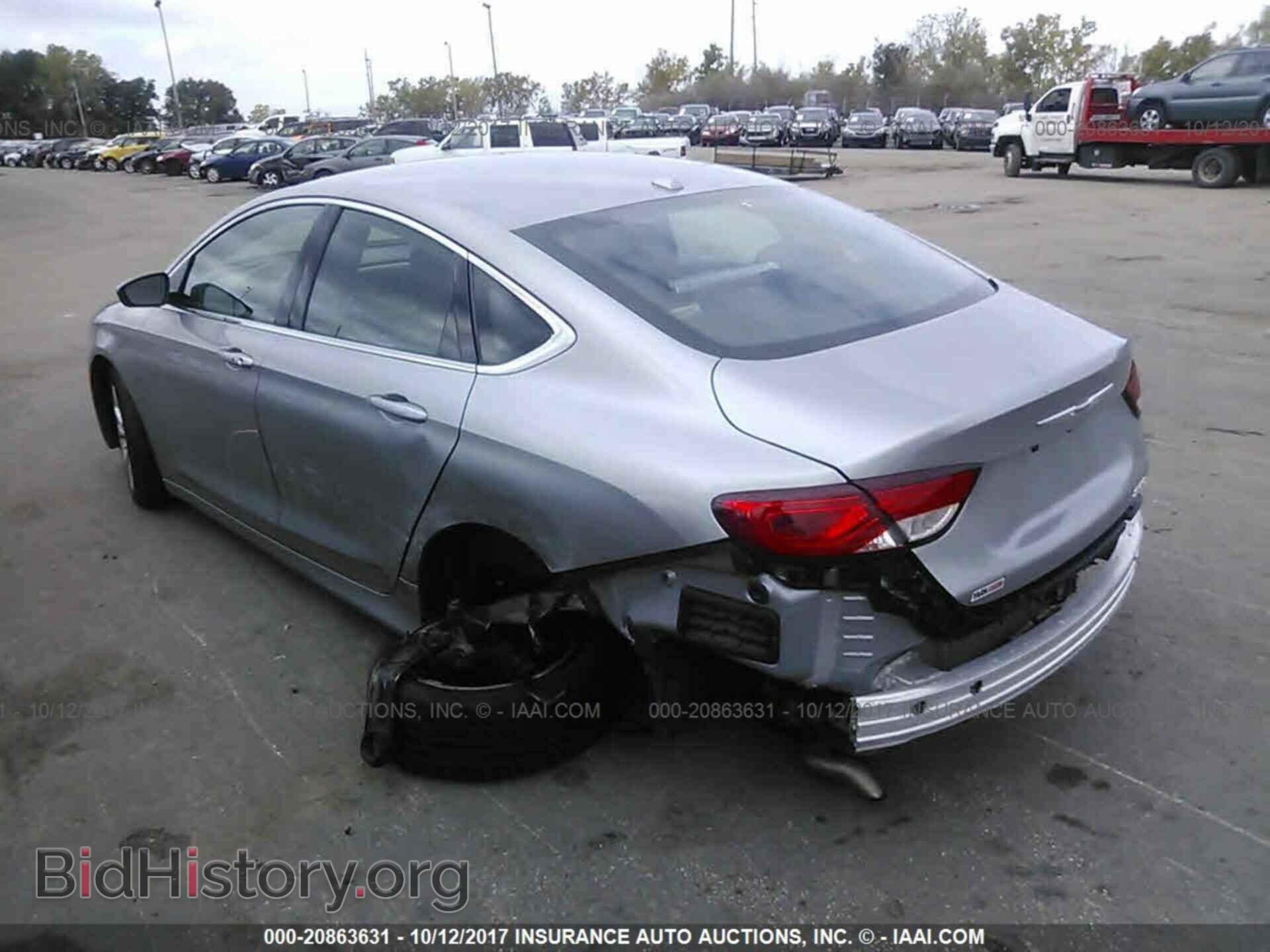 2015 Chrysler 200 - VIN: 1C3CCCAB1FN604601 - Photo 3