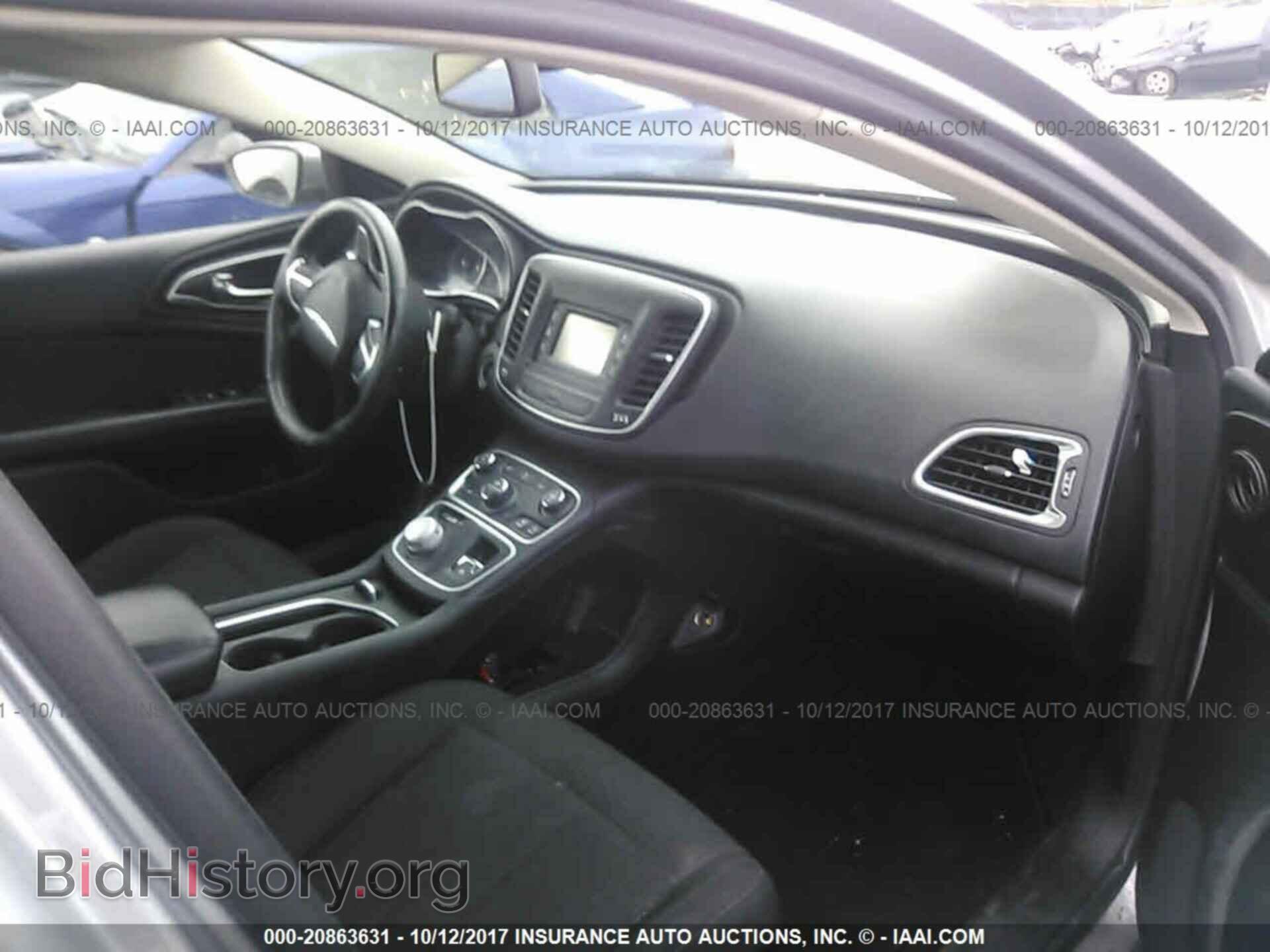 2015 Chrysler 200 - VIN: 1C3CCCAB1FN604601 - Photo 5