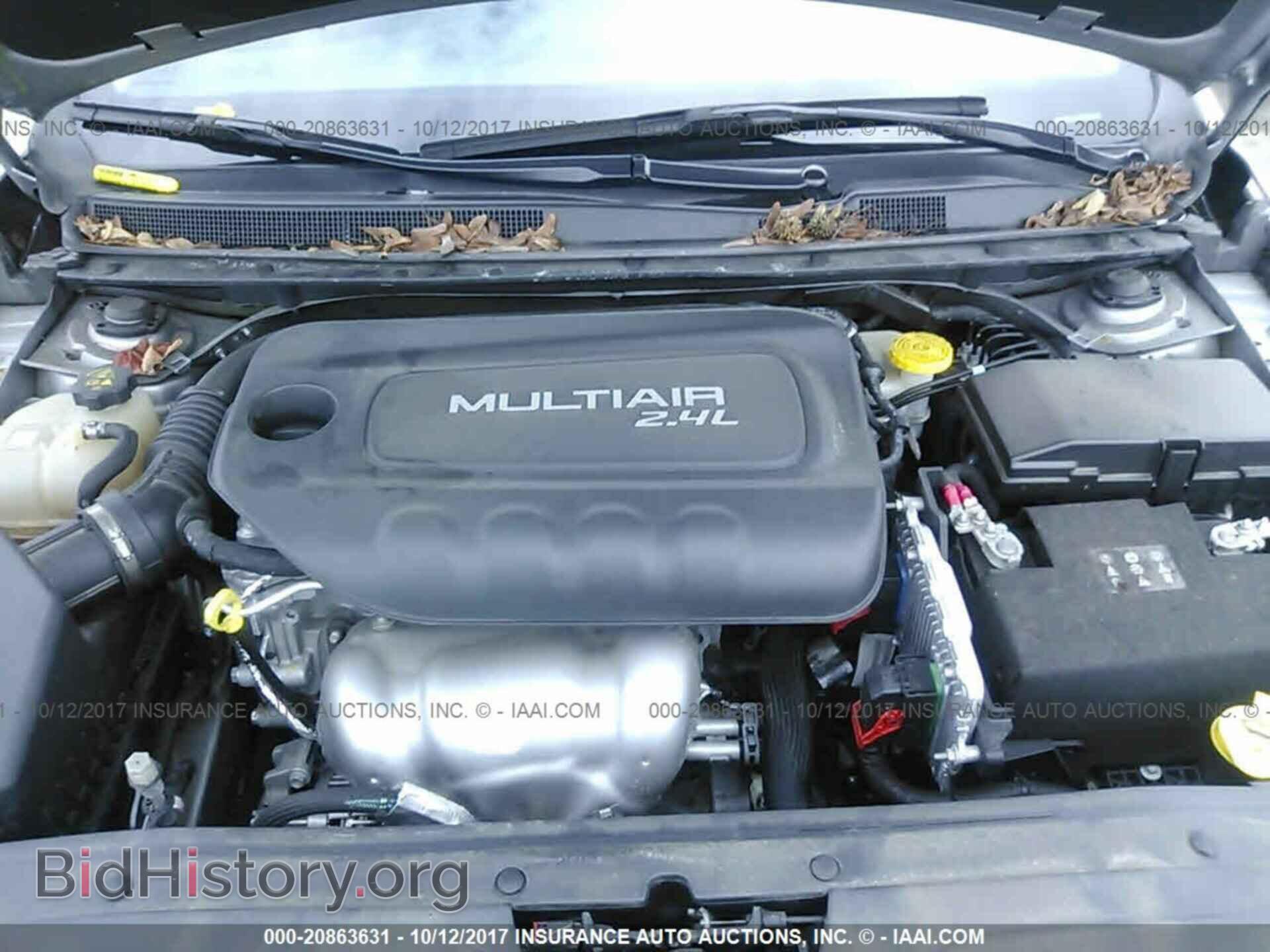 2015 Chrysler 200 - VIN: 1C3CCCAB1FN604601 - Photo 10
