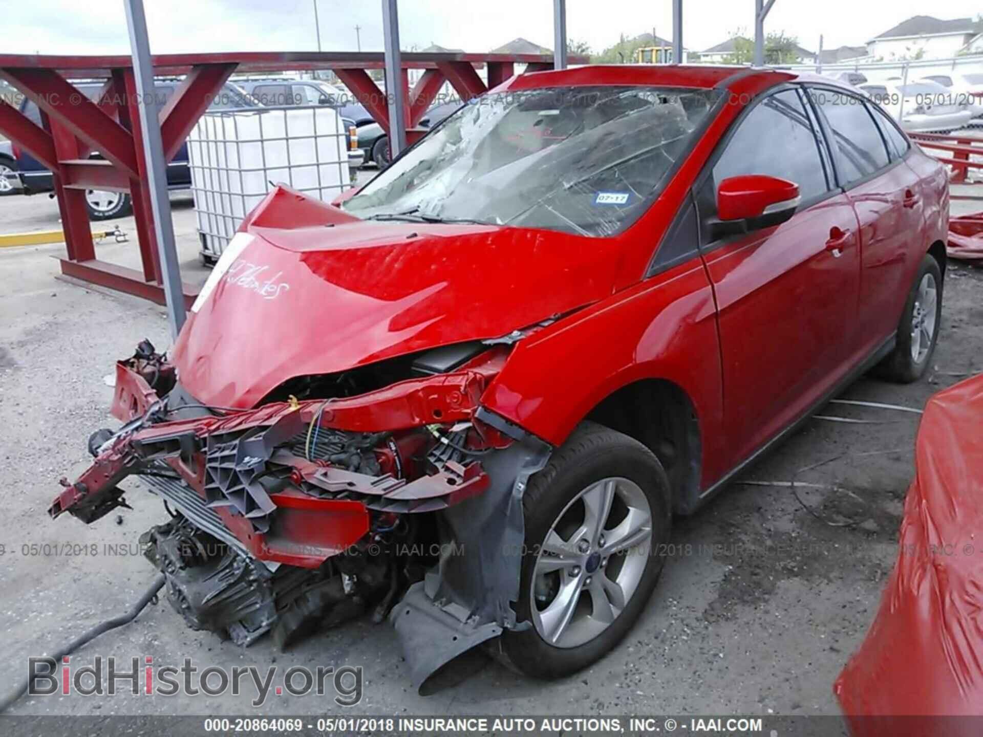 2014 Ford Focus - VIN: 1FADP3F24EL207865 - Фото 2