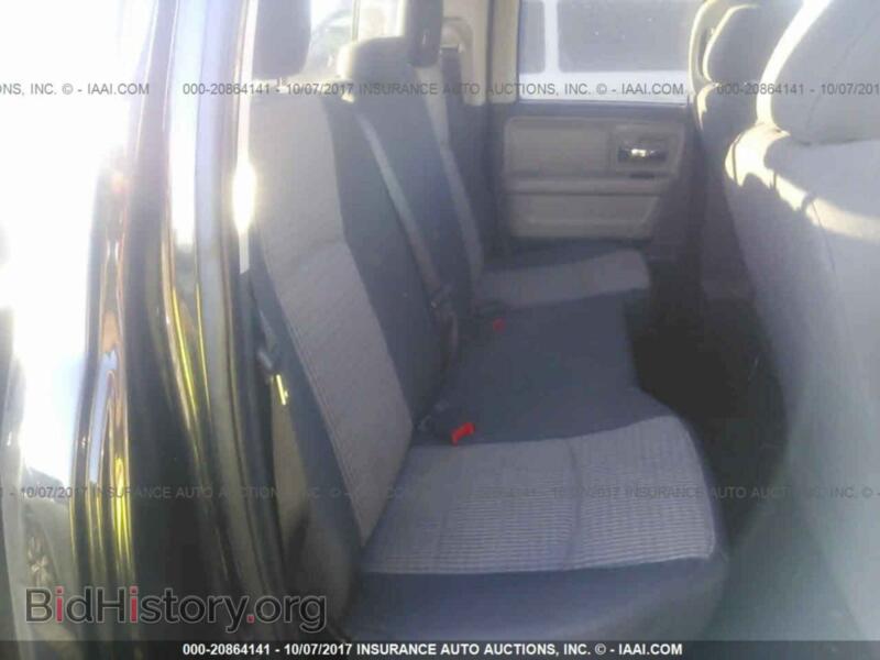 2011 Dodge RAM 1500 (VIN 1D7RB1GP5BS624206) — фото 8 из 10