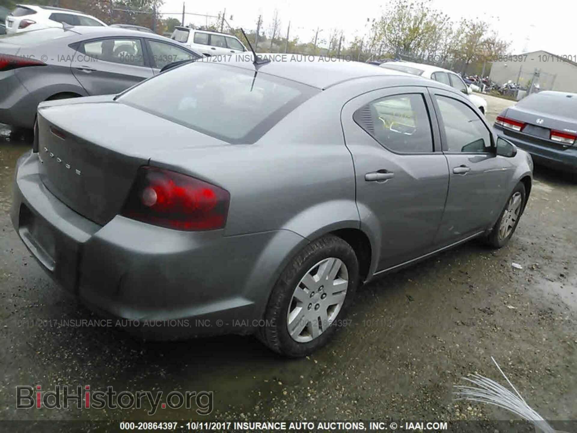 2011 Dodge Avenger - VIN: 1B3BD4FB5BN616541 - Photo 4