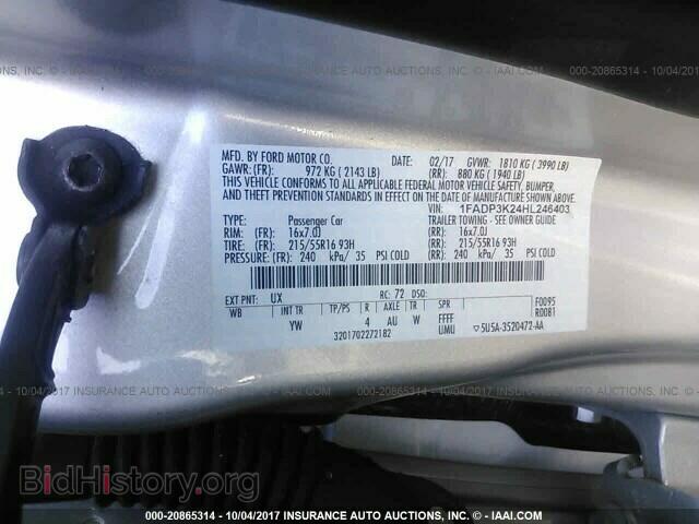 2017 Ford Focus - VIN: 1FADP3K24HL246403 - Photo 9