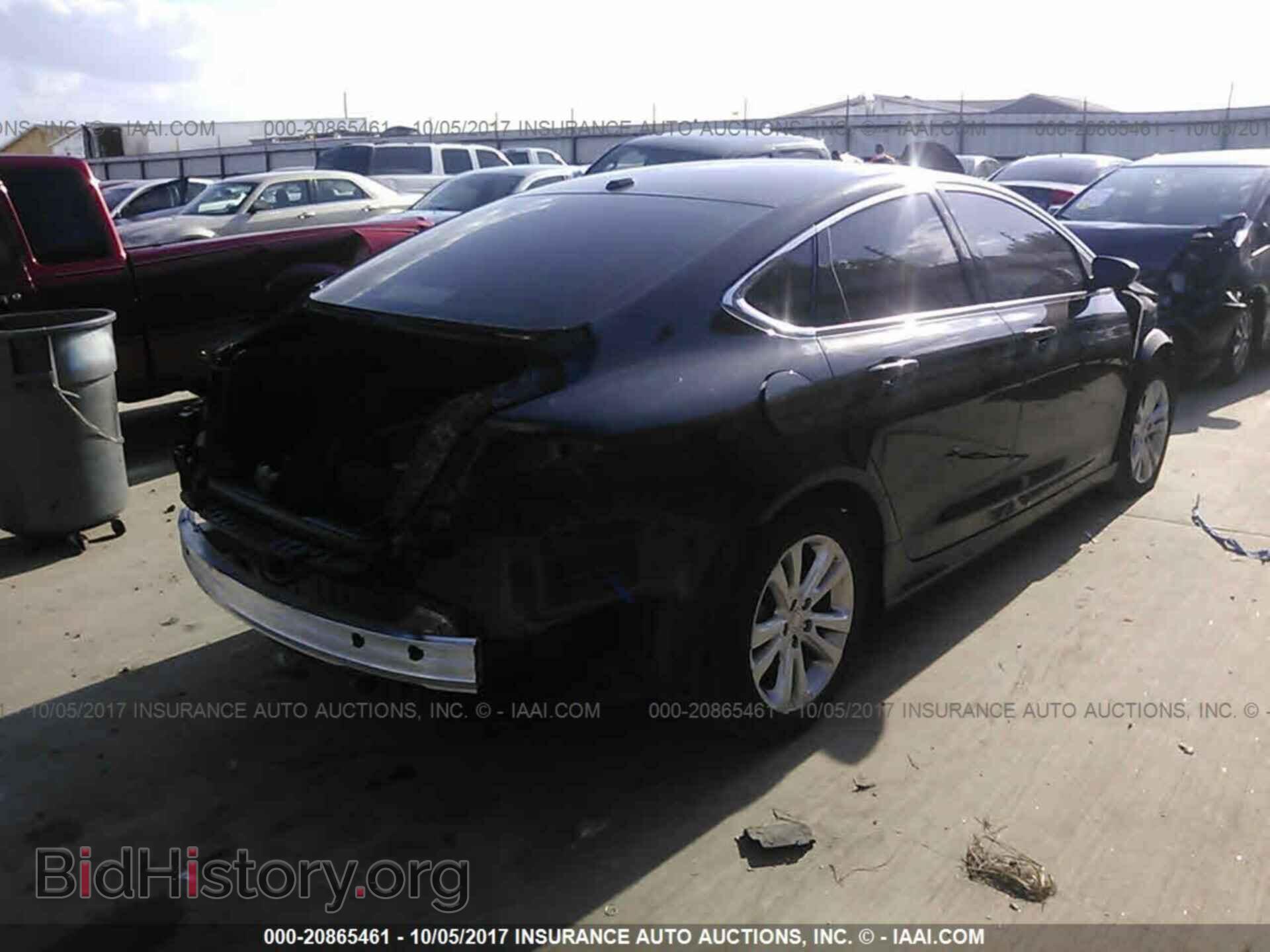 2015 Chrysler 200 - VIN: 1C3CCCAB8FN621041 - Photo 4