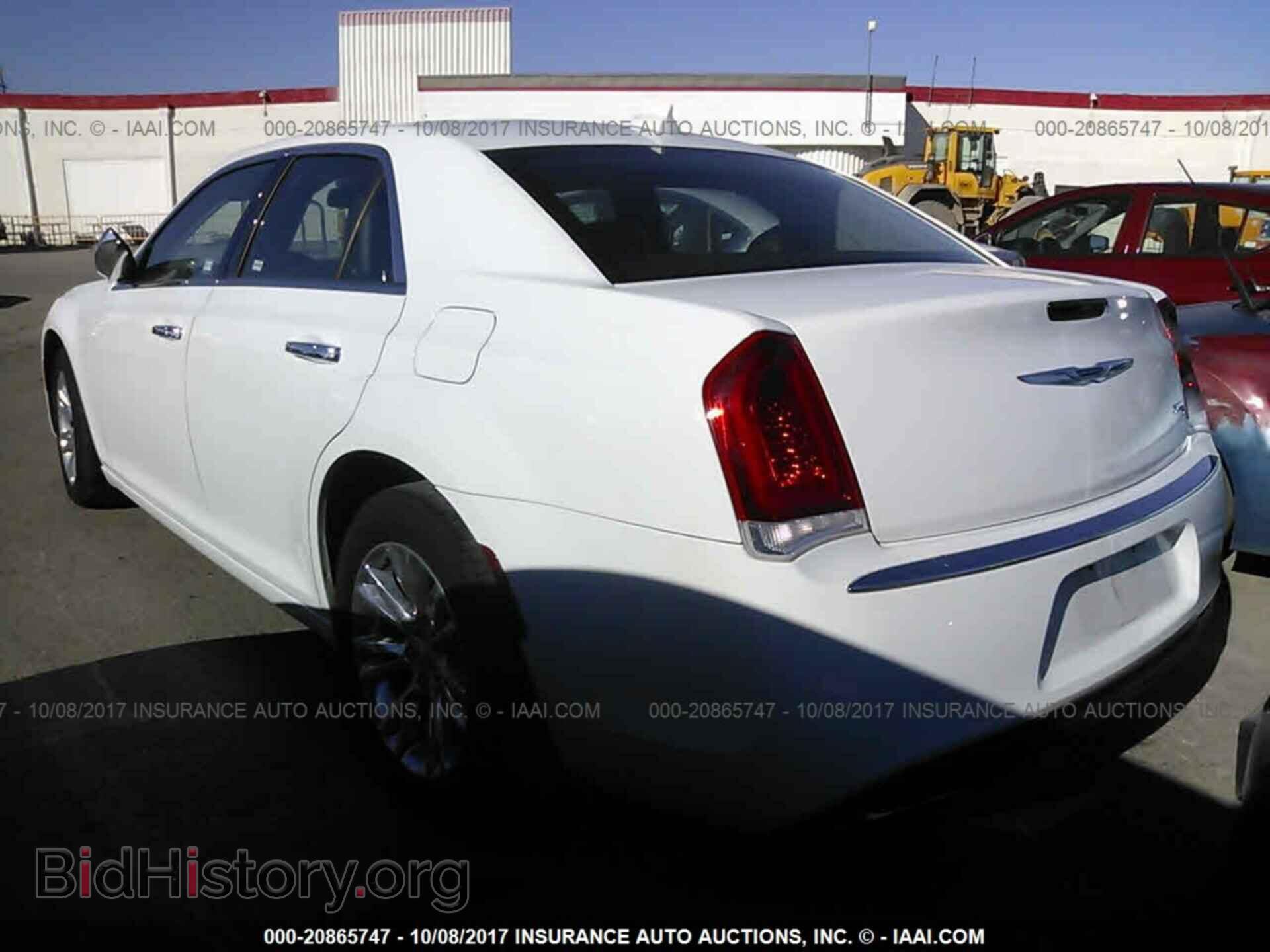 2016 Chrysler 300c - VIN: 2C3CCAEG6GH334155 - Фото 3