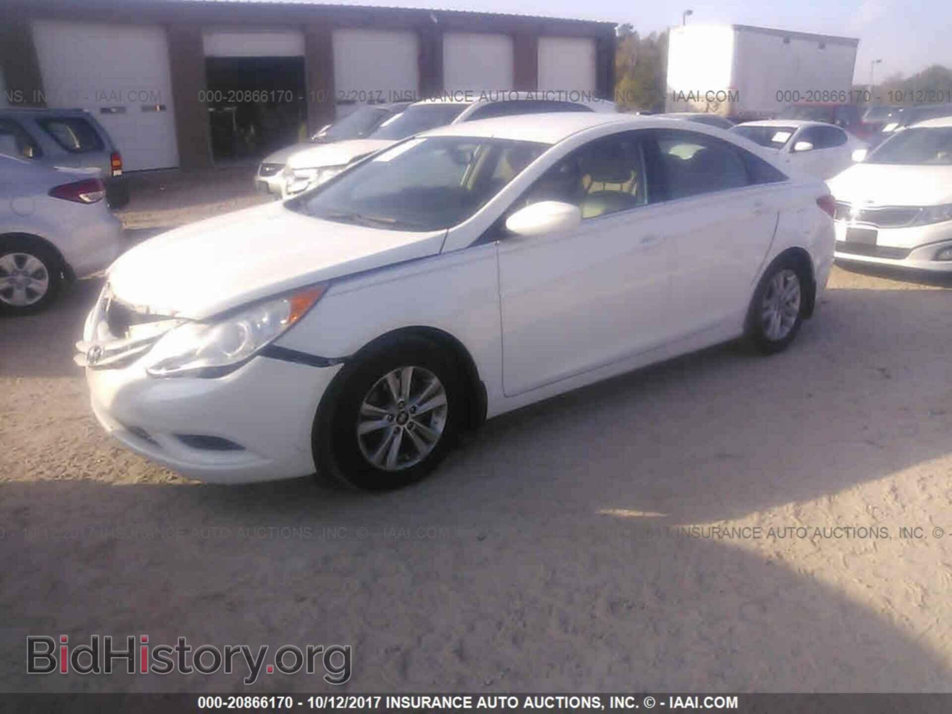 2012 Hyundai Sonata - VIN: 5NPEB4AC4CH344647 - Фото 2
