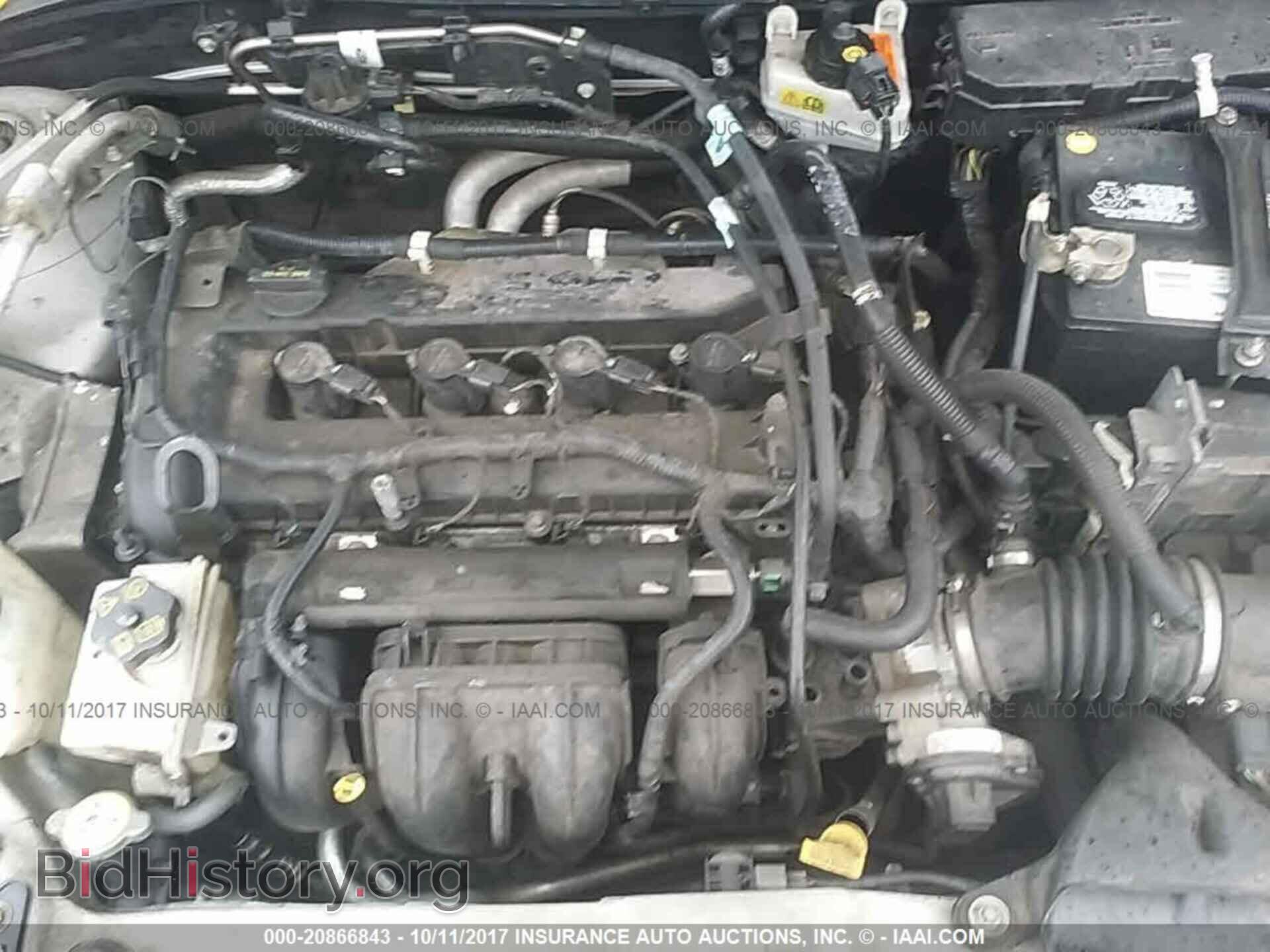 2011 Ford Focus - VIN: 1FAHP3GN4BW107964 - Photo 10