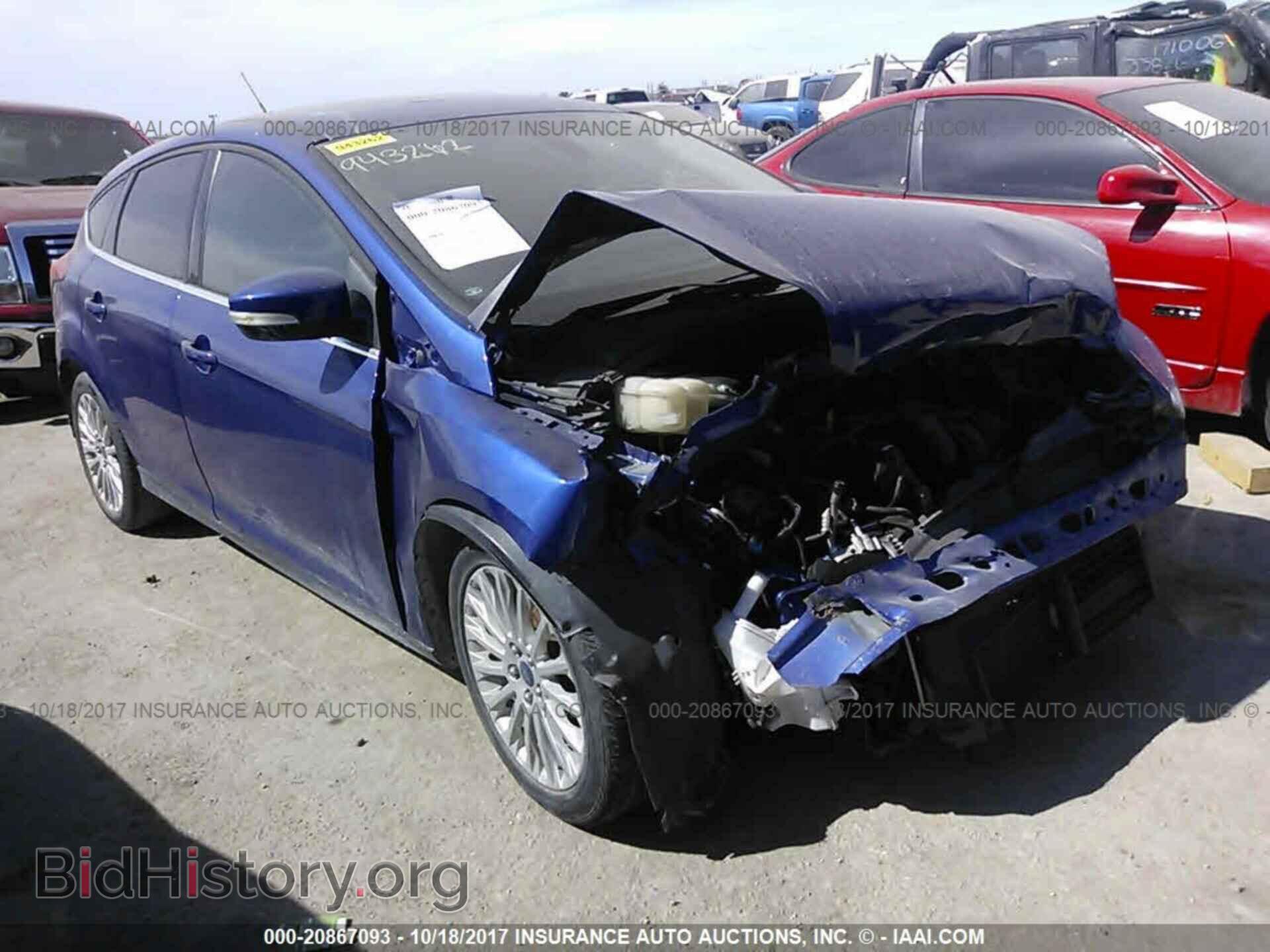 Photo 1FAHP3N23CL370975 - Ford Focus 2012