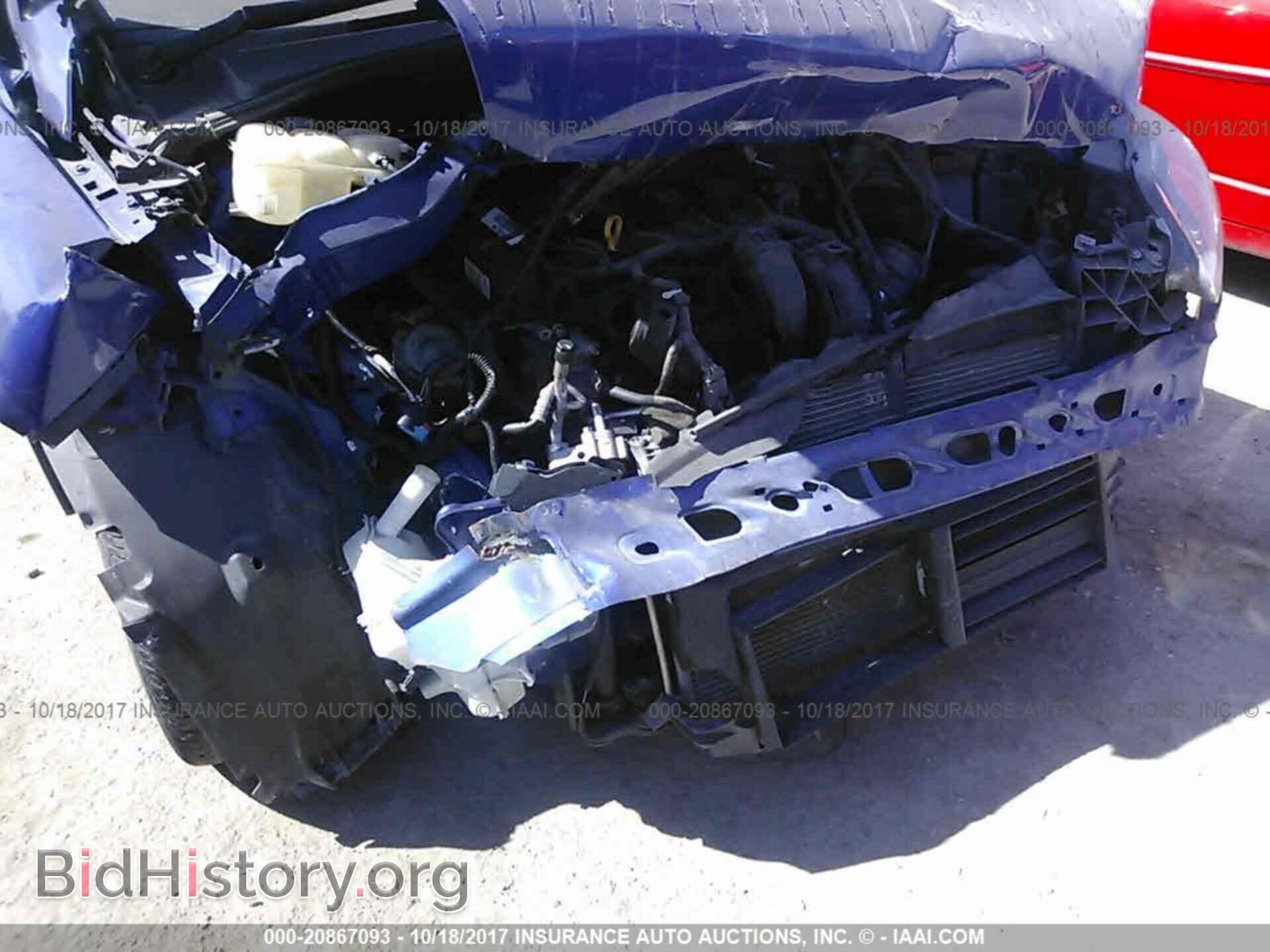 2012 Ford Focus - VIN: 1FAHP3N23CL370975 - Photo 6