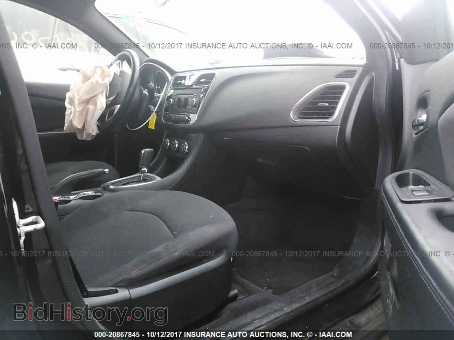 2013 Chrysler 200 - VIN: 1C3CCBBB9DN743915 - Photo 5